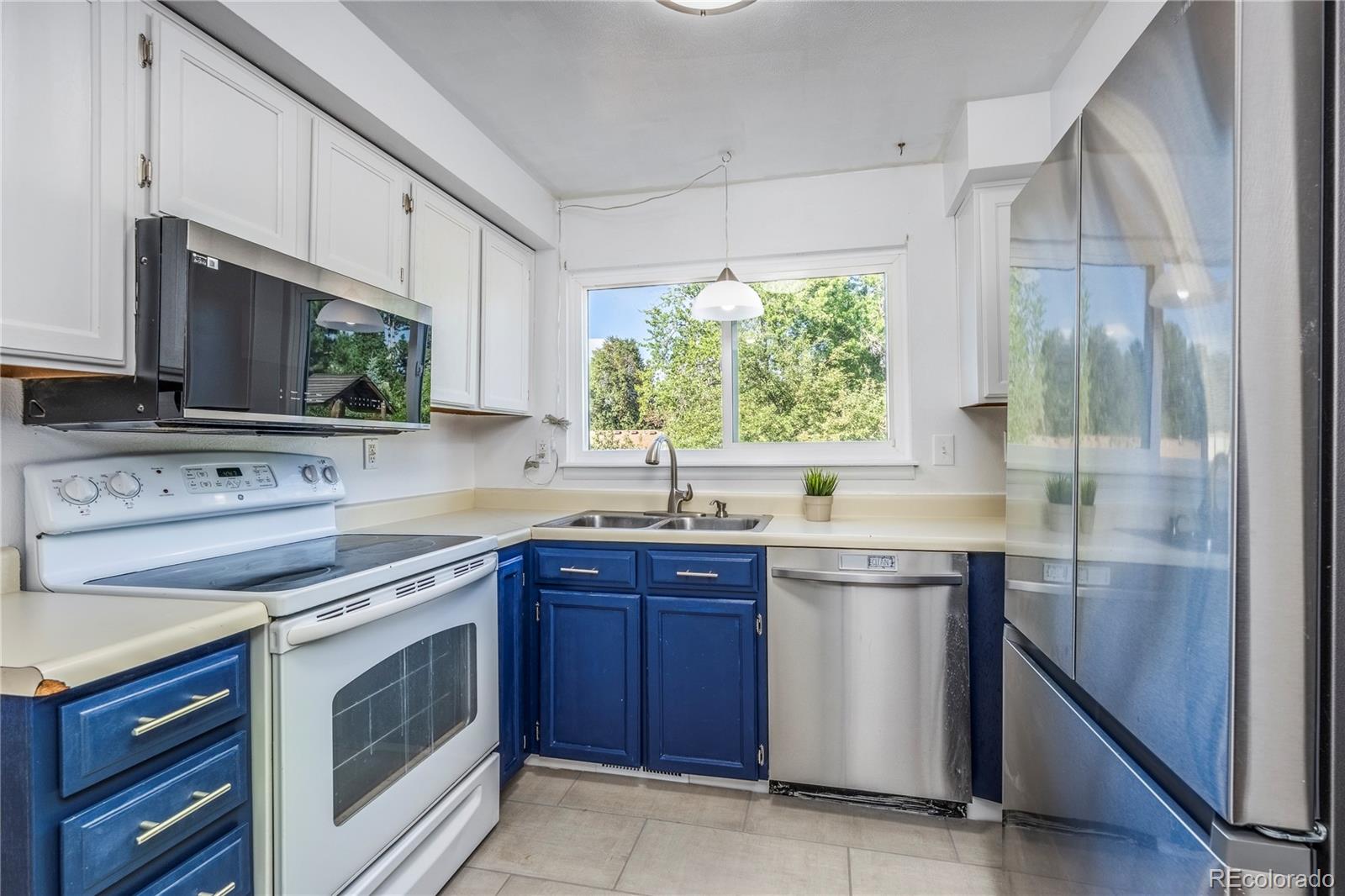 MLS Image #11 for 3954 s bahama street,aurora, Colorado