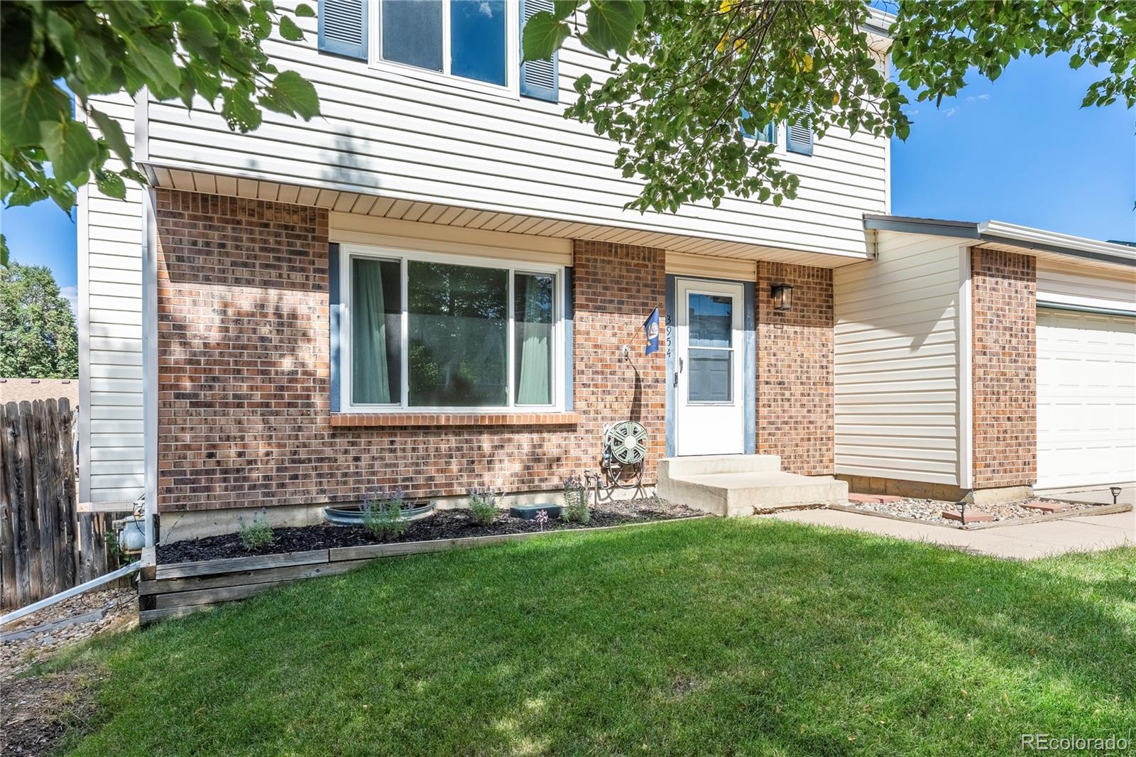 MLS Image #2 for 3954 s bahama street,aurora, Colorado