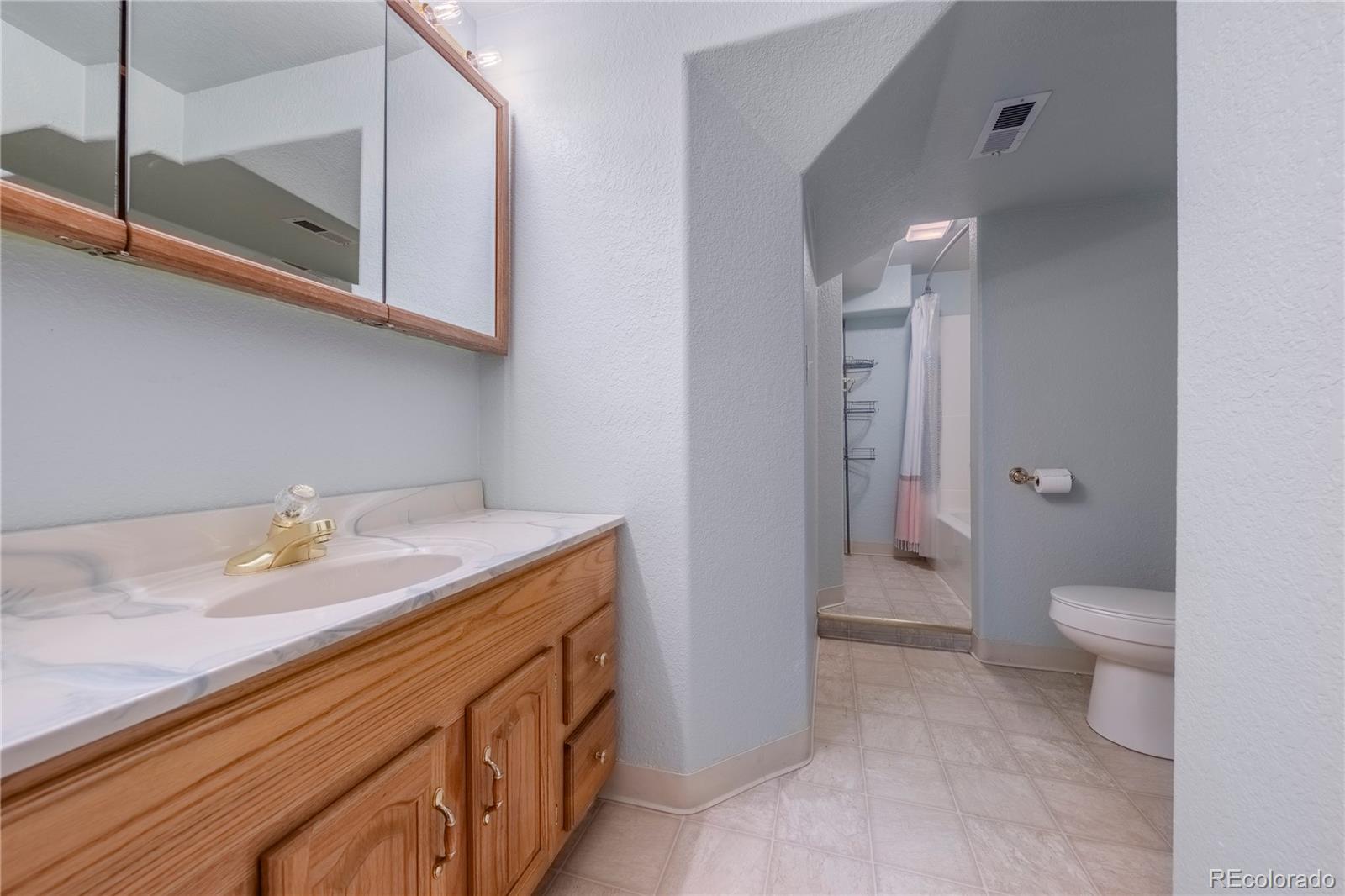 MLS Image #23 for 3954 s bahama street,aurora, Colorado
