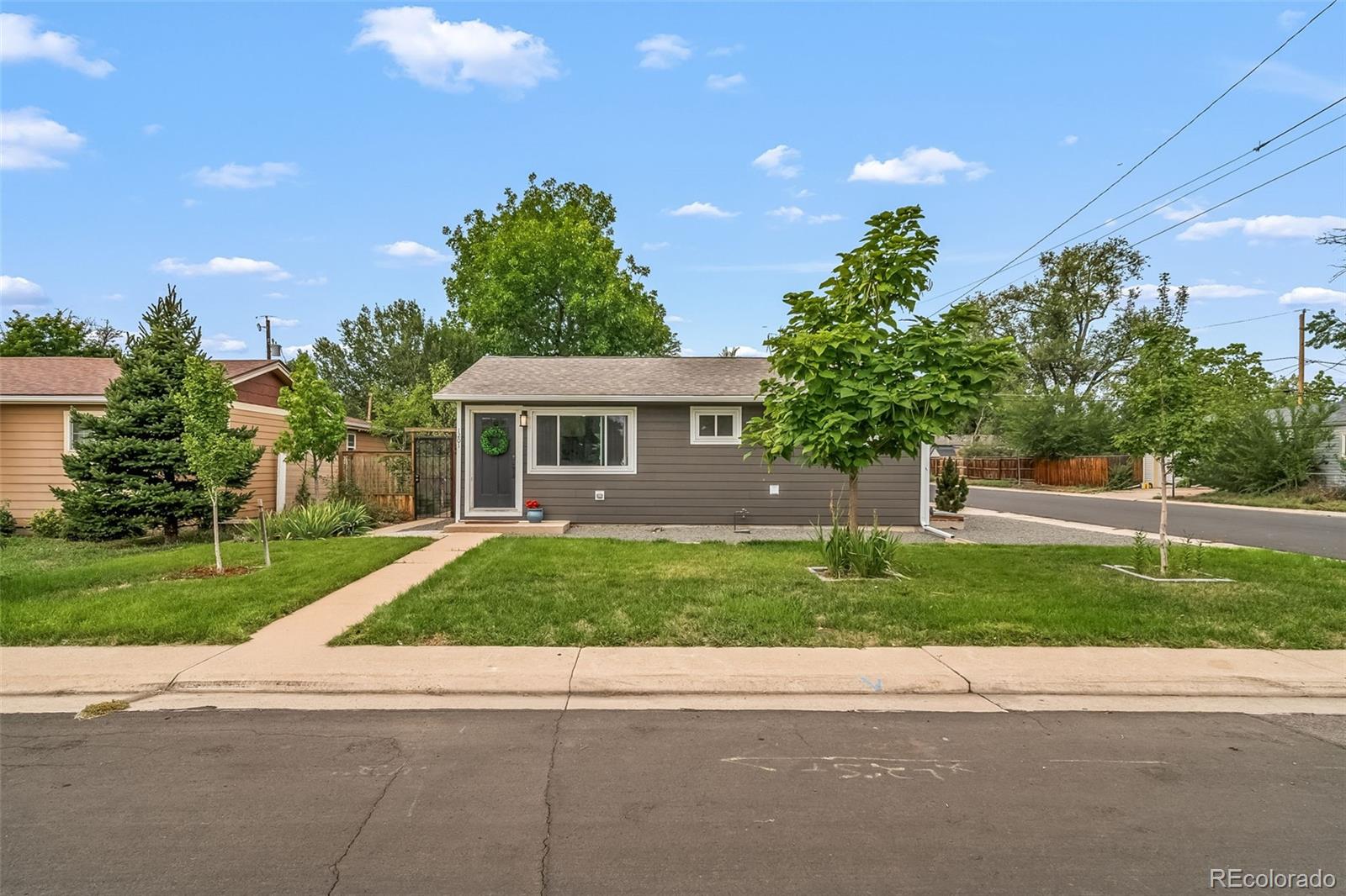MLS Image #3 for 1201 s julian street,denver, Colorado