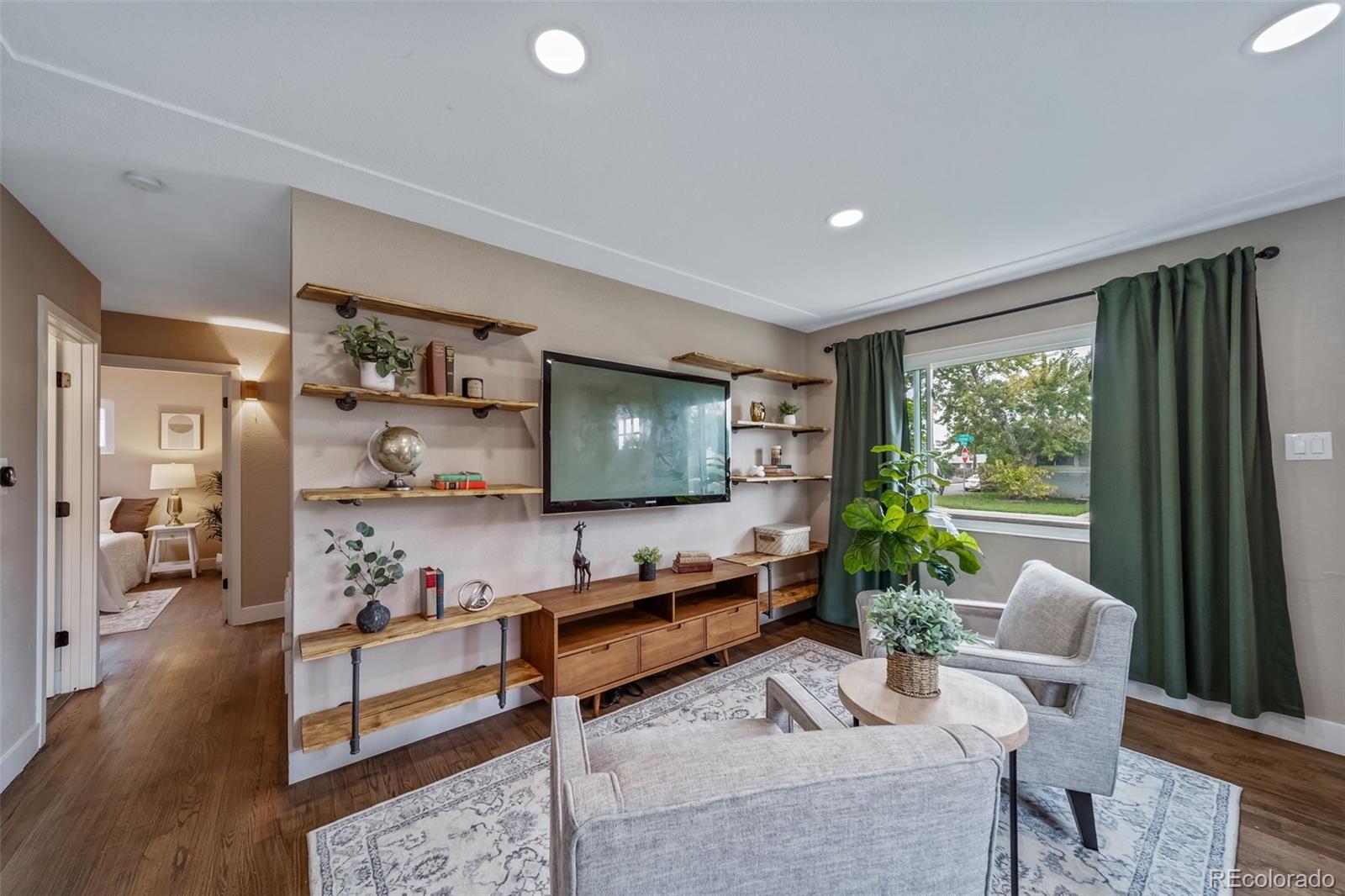 MLS Image #7 for 1201 s julian street,denver, Colorado