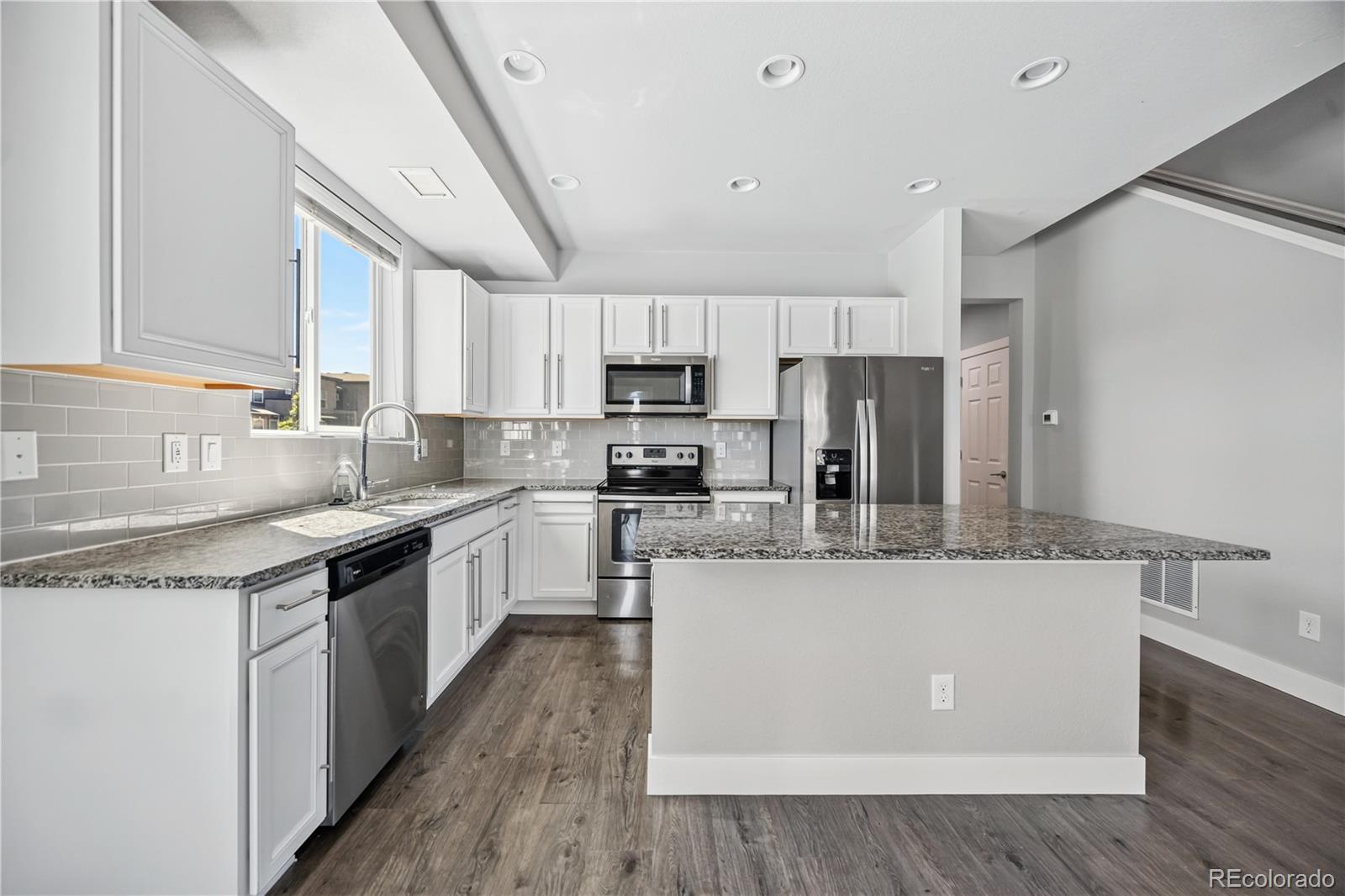 MLS Image #11 for 16073 e warner place ,denver, Colorado