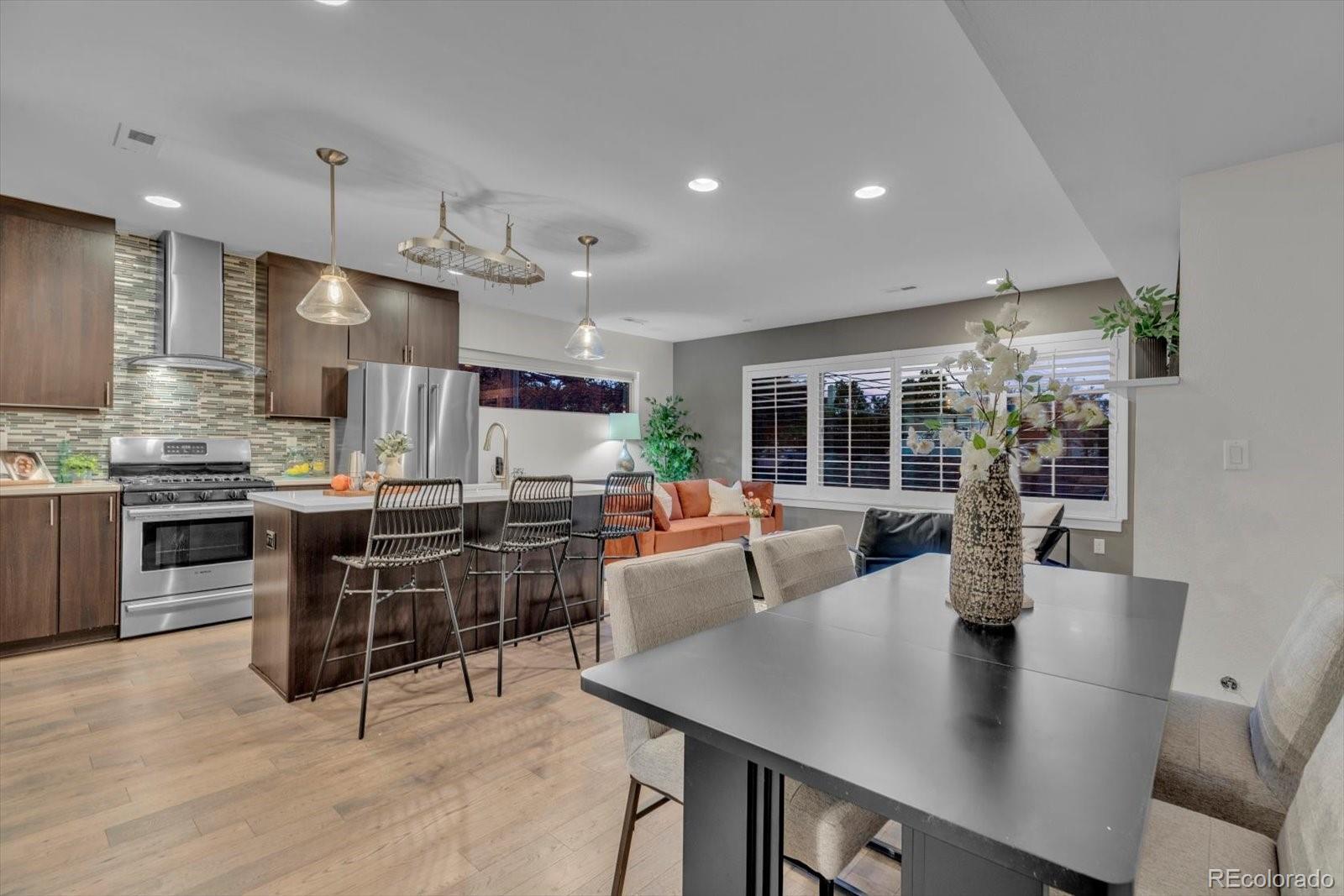 MLS Image #0 for 34 s lincoln street,denver, Colorado