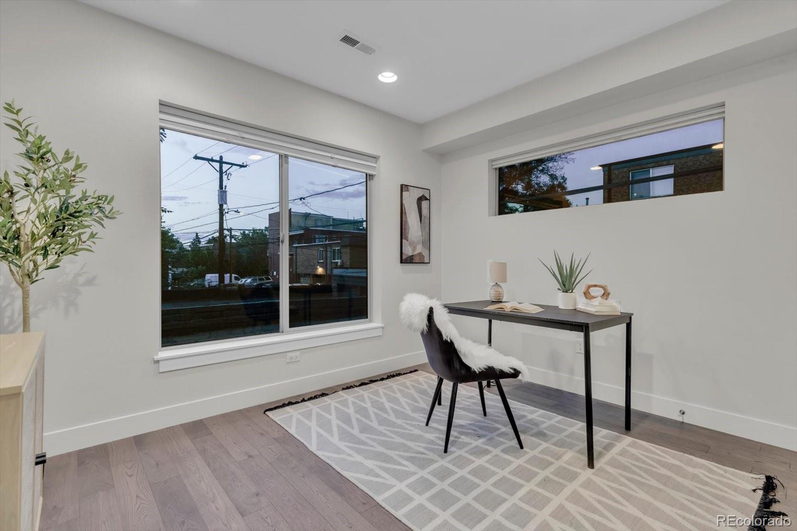 MLS Image #5 for 34 s lincoln street,denver, Colorado