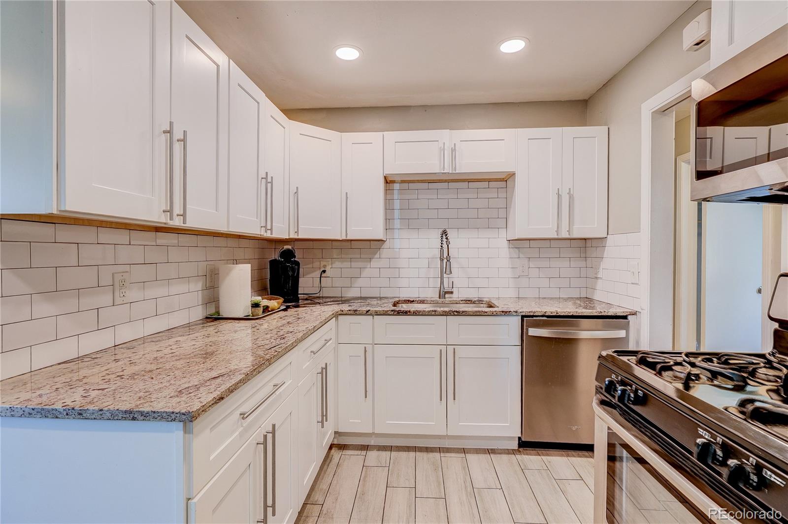 MLS Image #12 for 2841 s kearney street,denver, Colorado