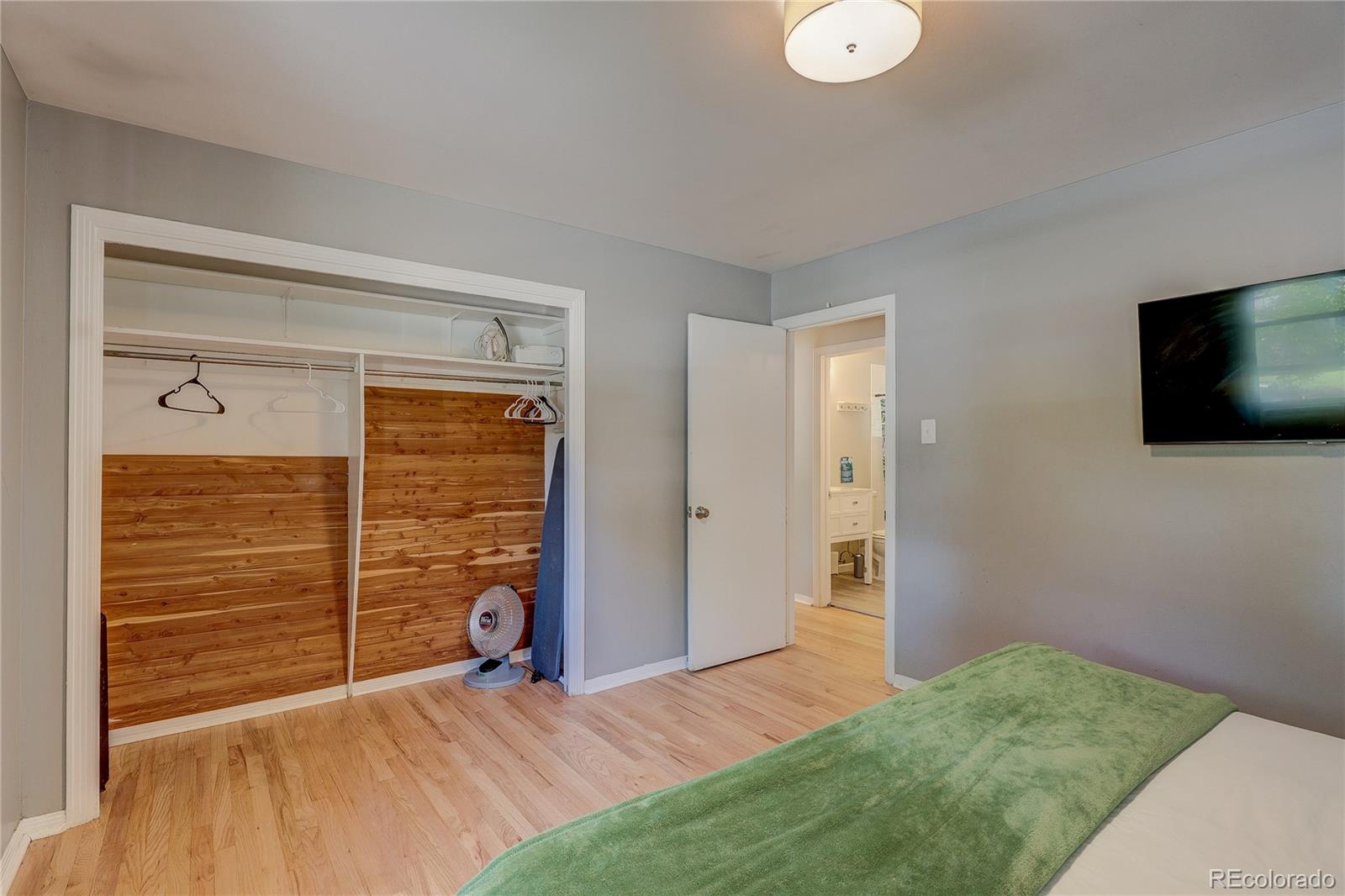 MLS Image #18 for 2841 s kearney street,denver, Colorado