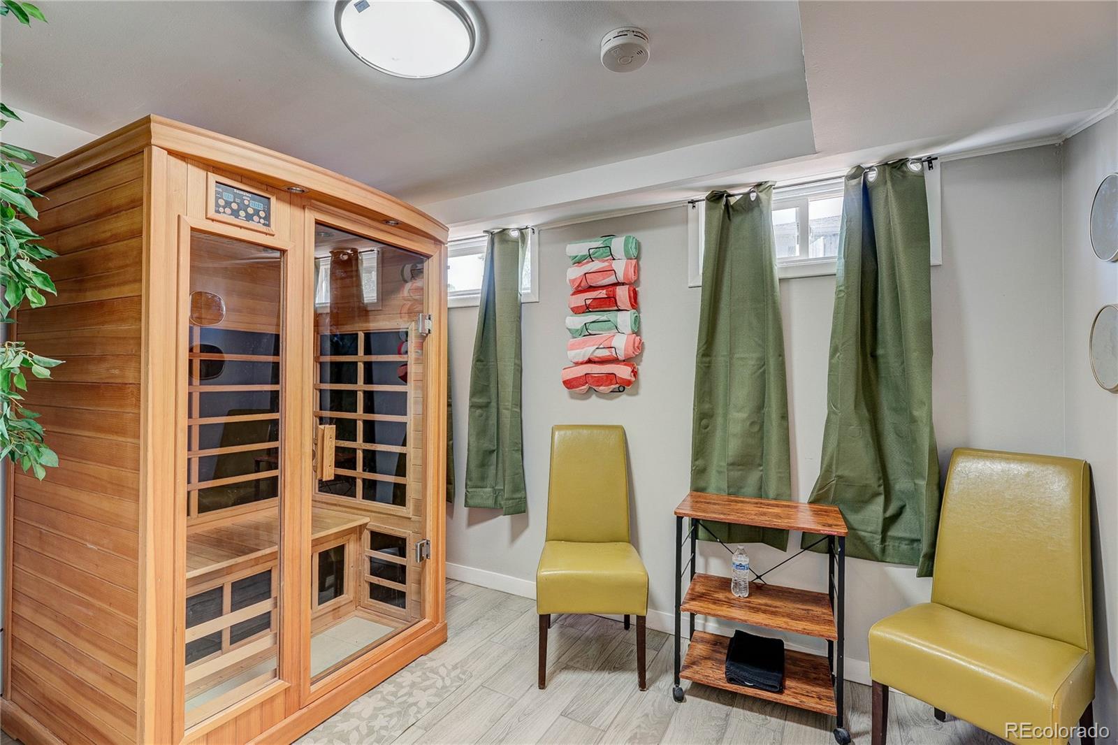 MLS Image #33 for 2841 s kearney street,denver, Colorado