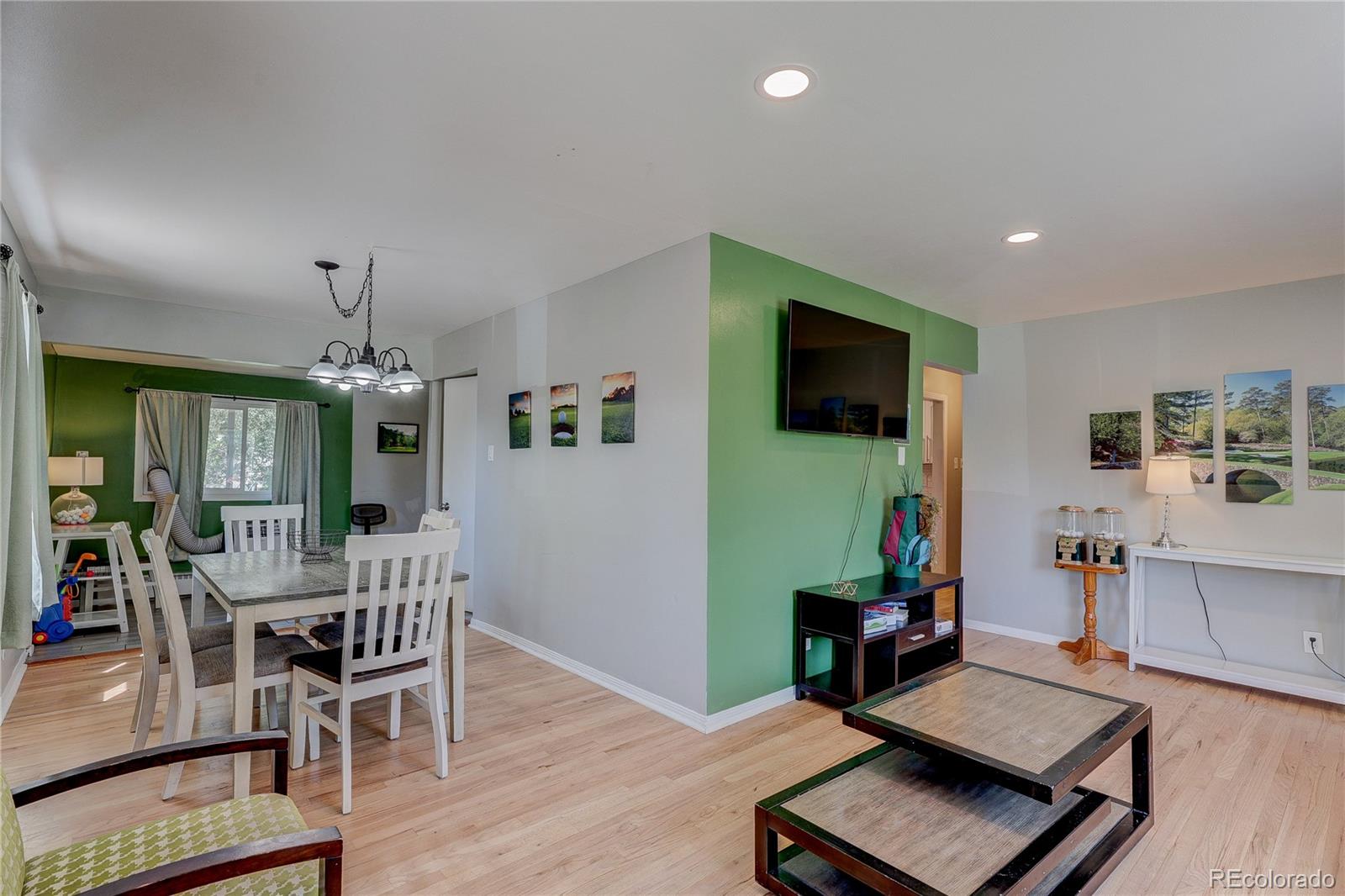 MLS Image #5 for 2841 s kearney street,denver, Colorado