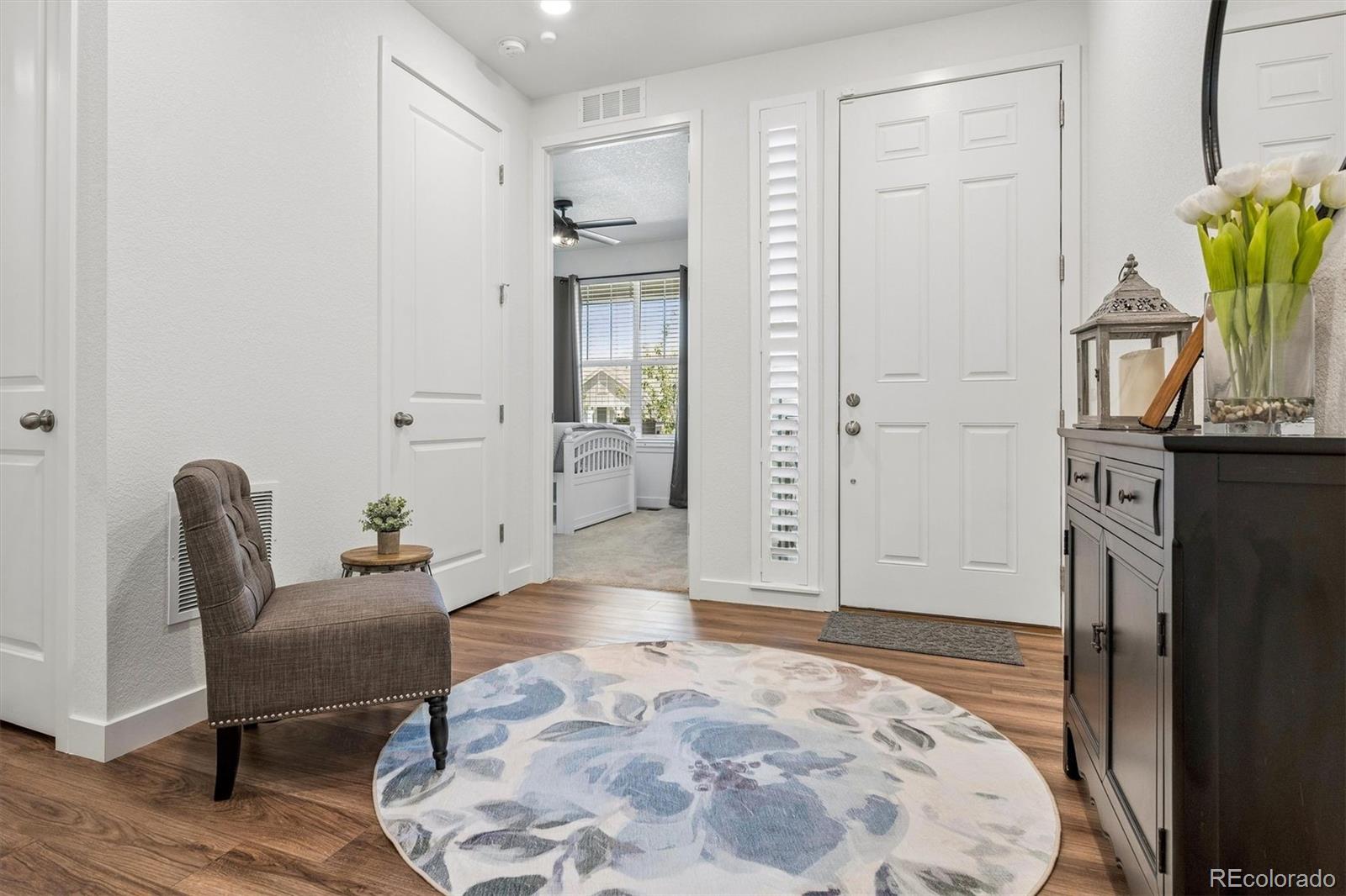 MLS Image #3 for 8681 s riviera court,aurora, Colorado