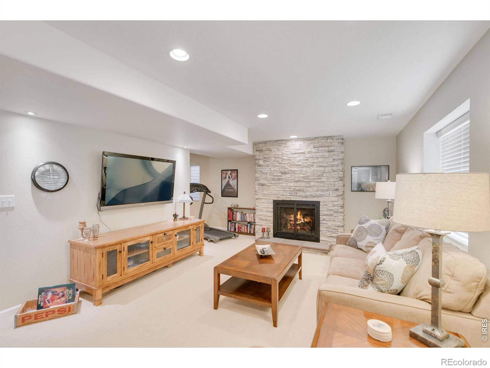 MLS Image #24 for 611  mathews way,erie, Colorado