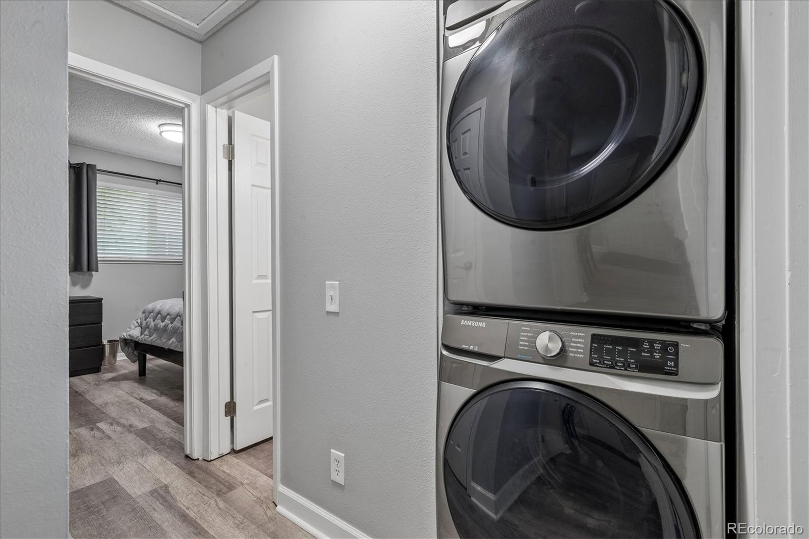 MLS Image #11 for 9195 e lehigh avenue,denver, Colorado