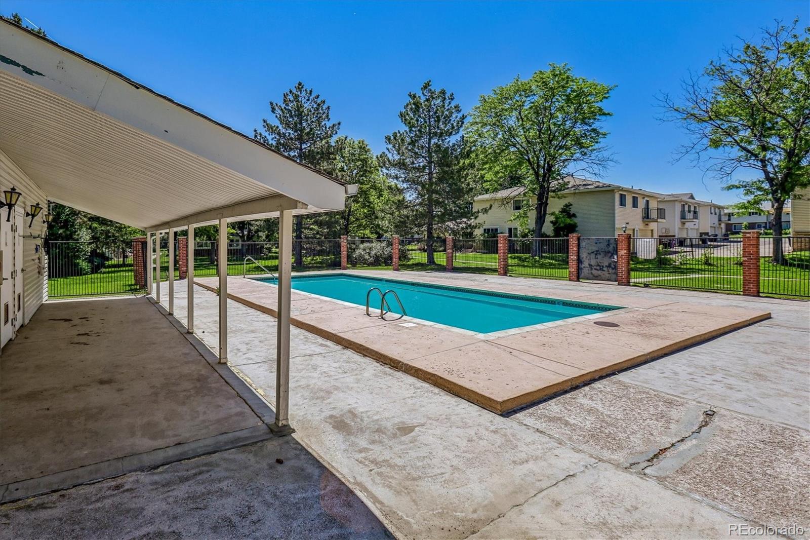 MLS Image #13 for 9195 e lehigh avenue,denver, Colorado