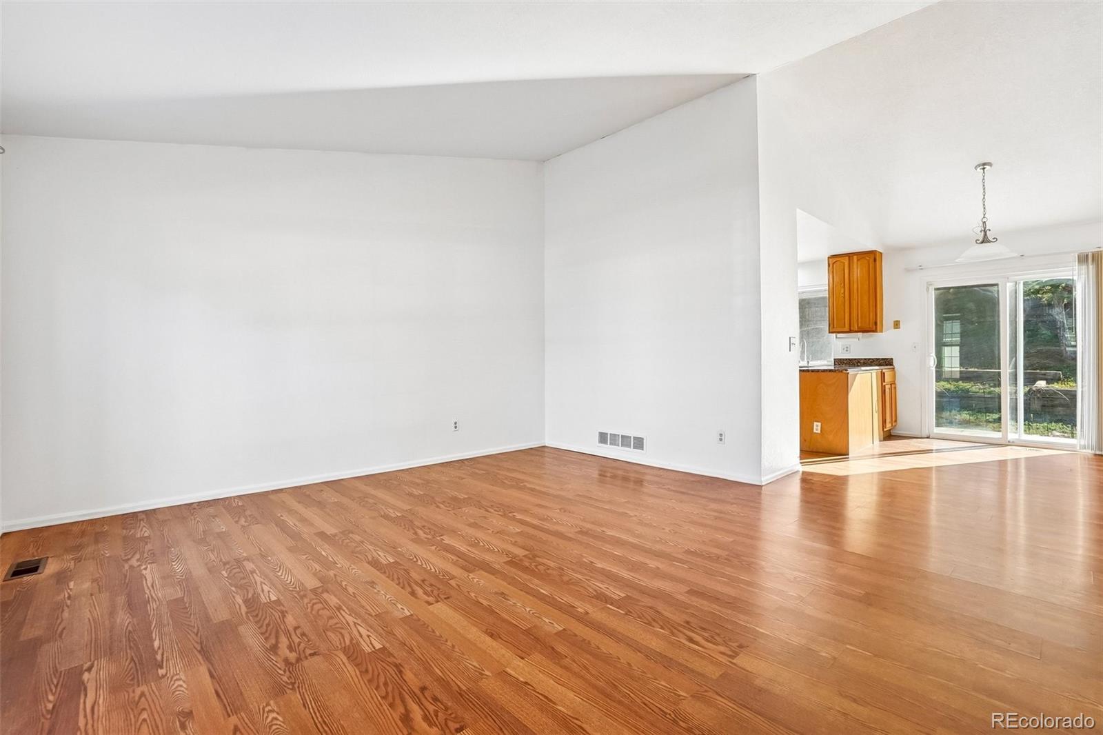 MLS Image #5 for 5873 s nepal street,aurora, Colorado