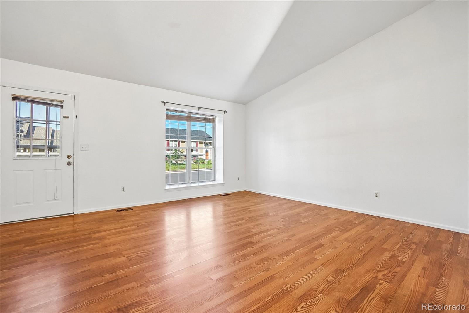 MLS Image #7 for 5873 s nepal street,aurora, Colorado