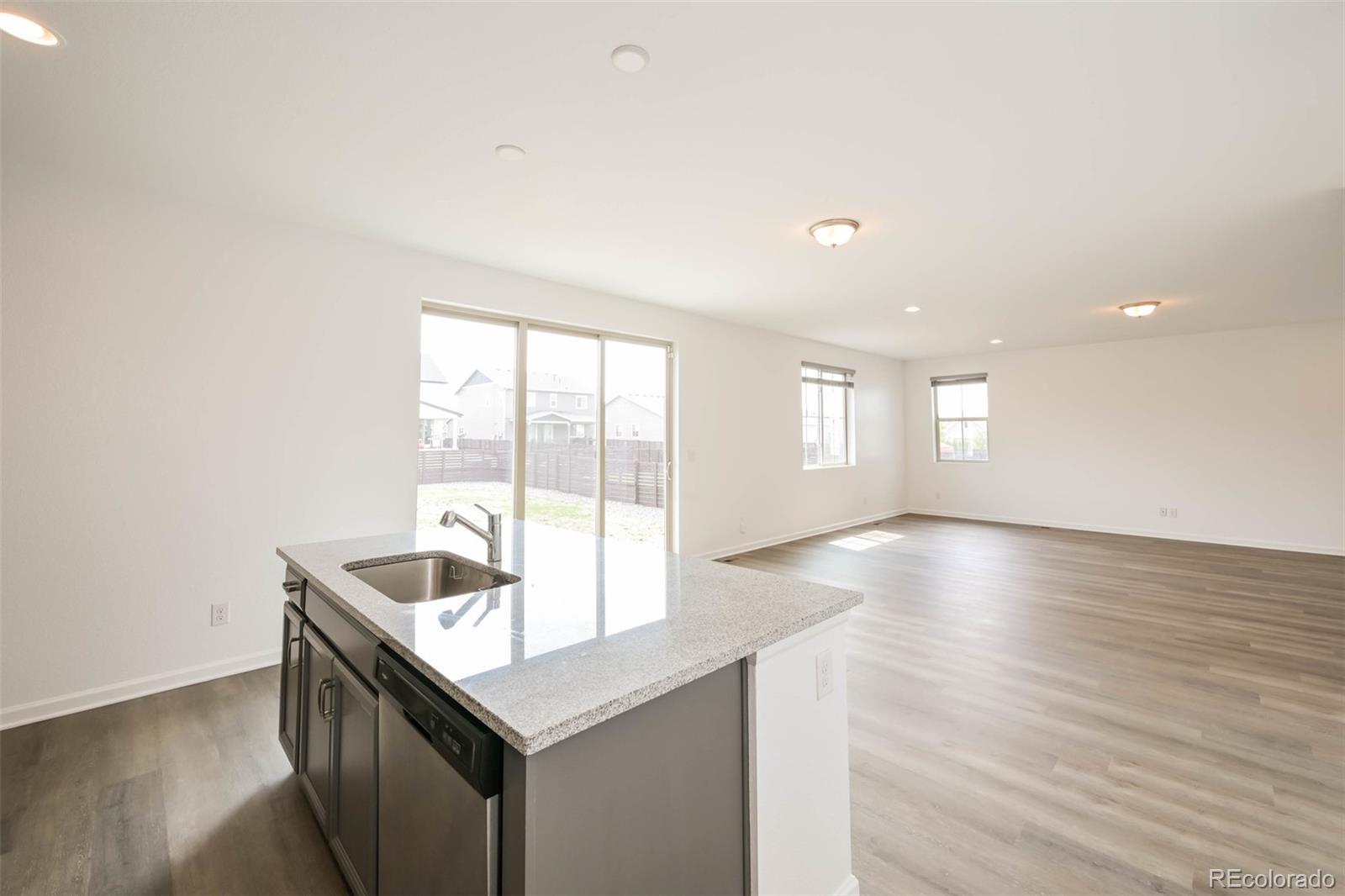 MLS Image #10 for 26770 e cedar avenue,aurora, Colorado