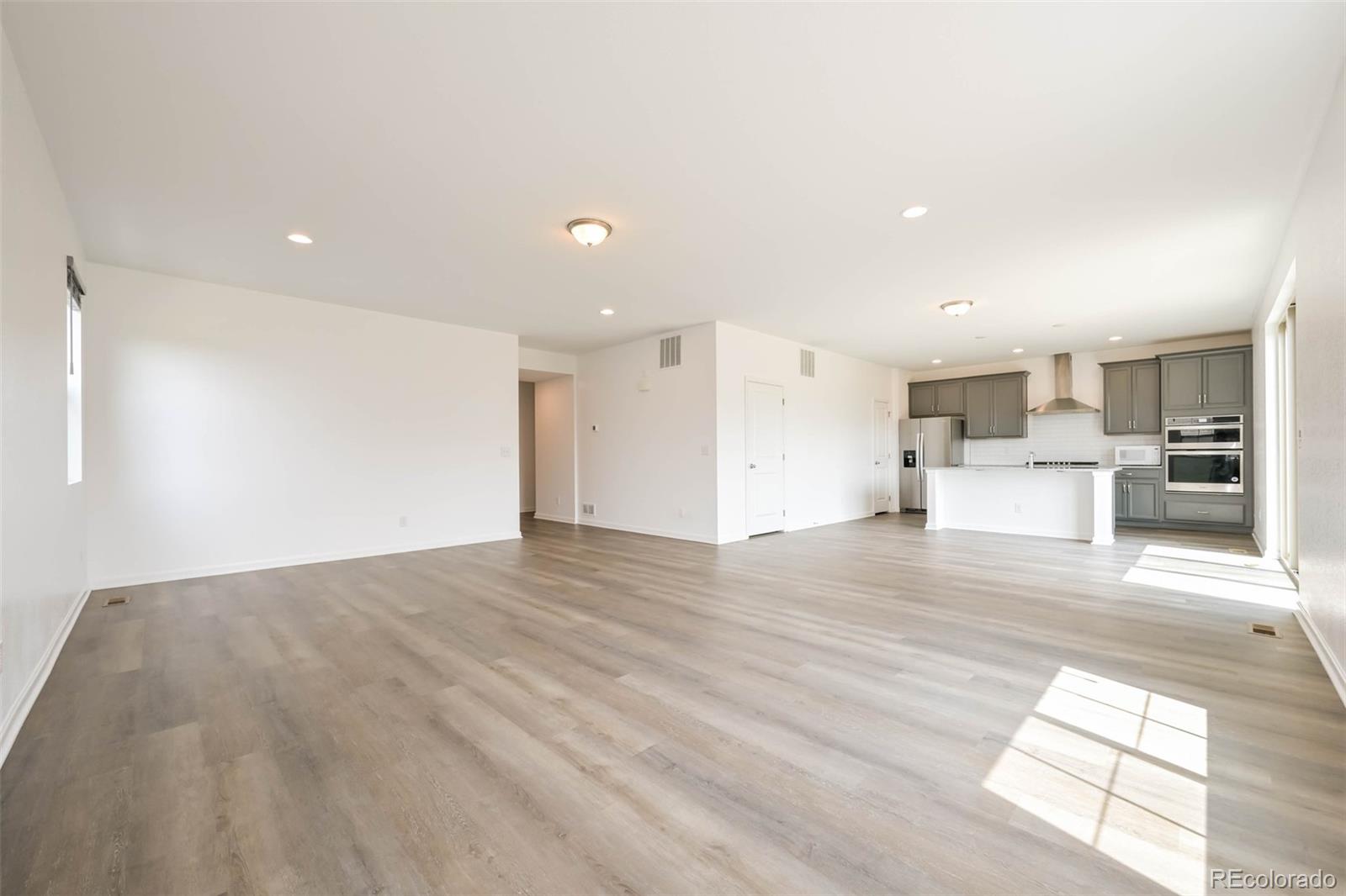 MLS Image #5 for 26770 e cedar avenue,aurora, Colorado