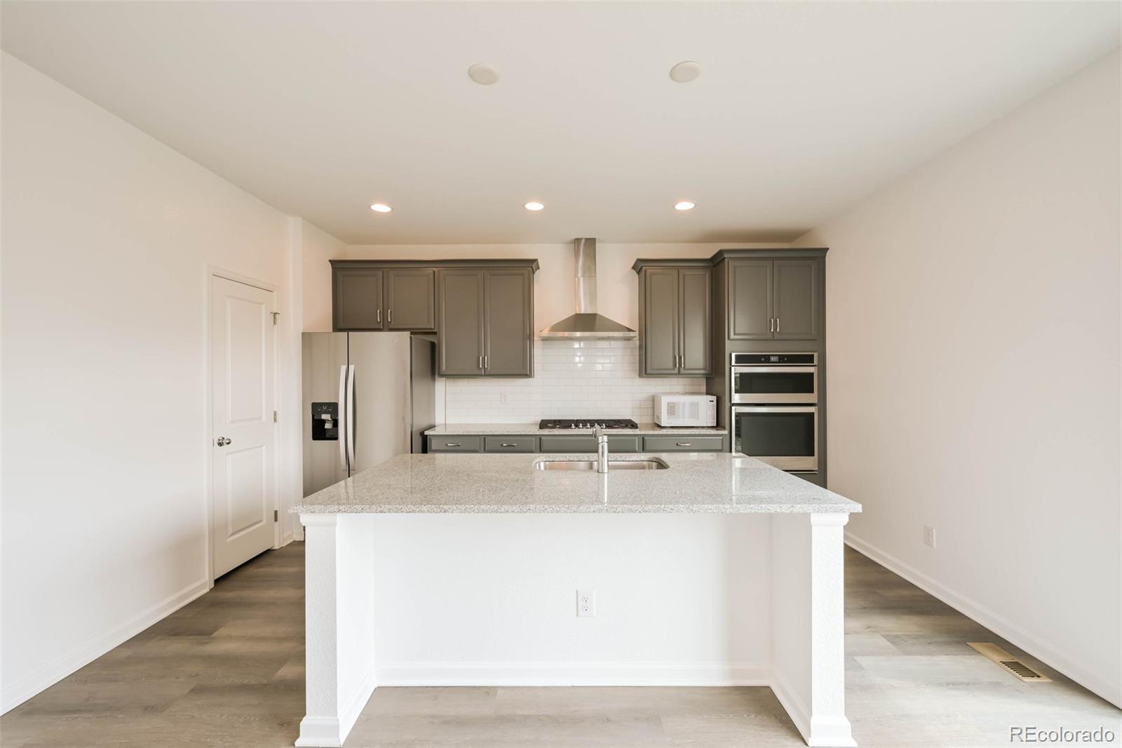 MLS Image #8 for 26770 e cedar avenue,aurora, Colorado