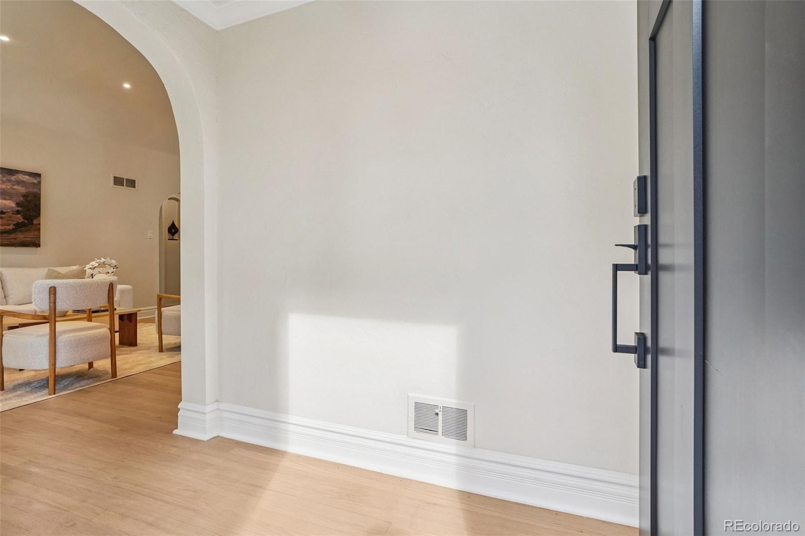 MLS Image #3 for 2856 n glencoe street,denver, Colorado