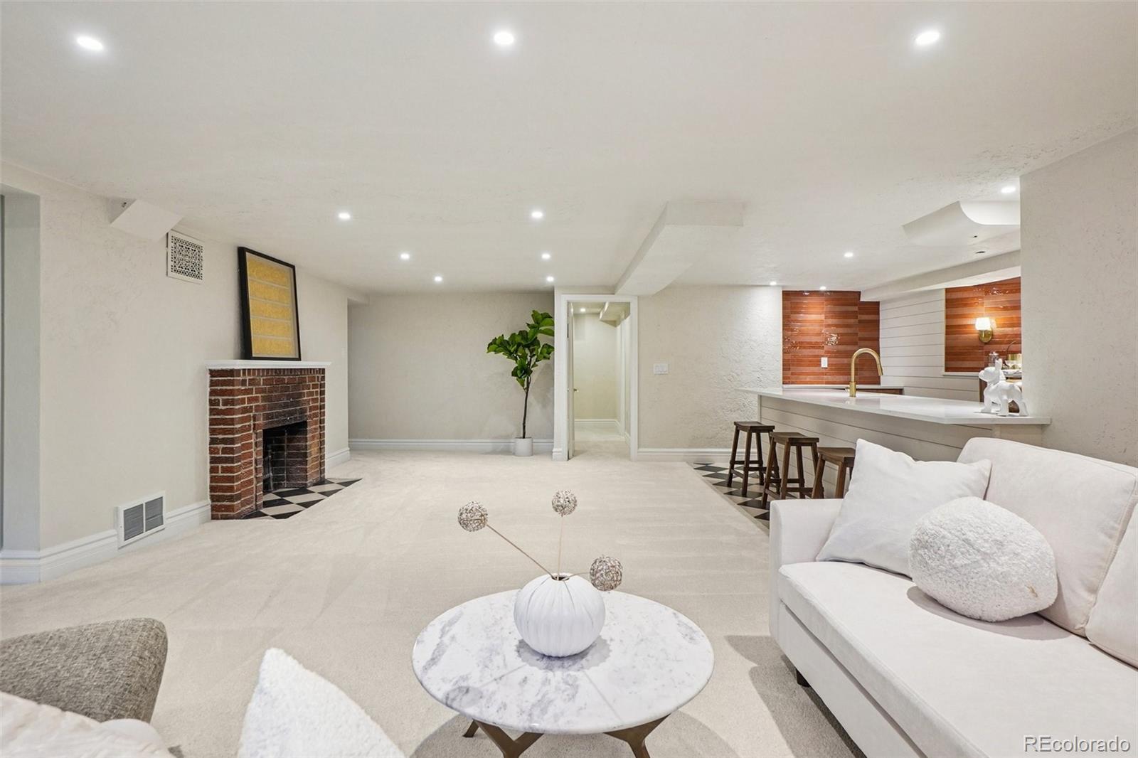 MLS Image #32 for 2856 n glencoe street,denver, Colorado