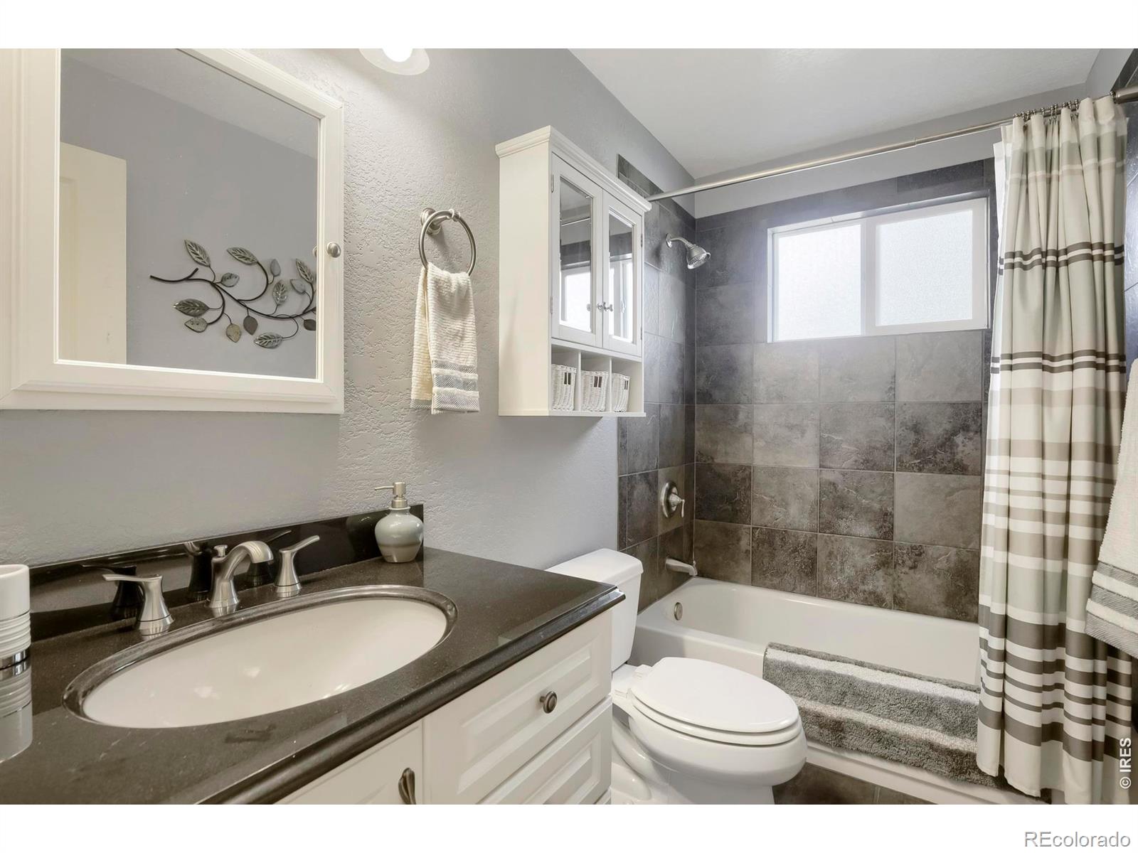 MLS Image #18 for 6516  orbit way,fort collins, Colorado
