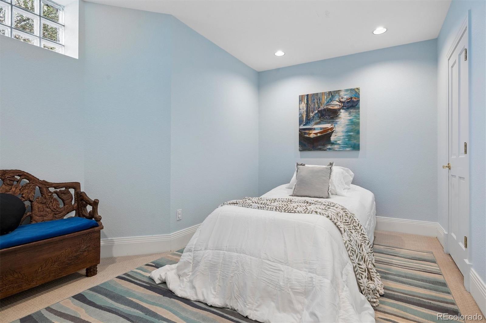 MLS Image #32 for 2960 e 4th avenue,denver, Colorado