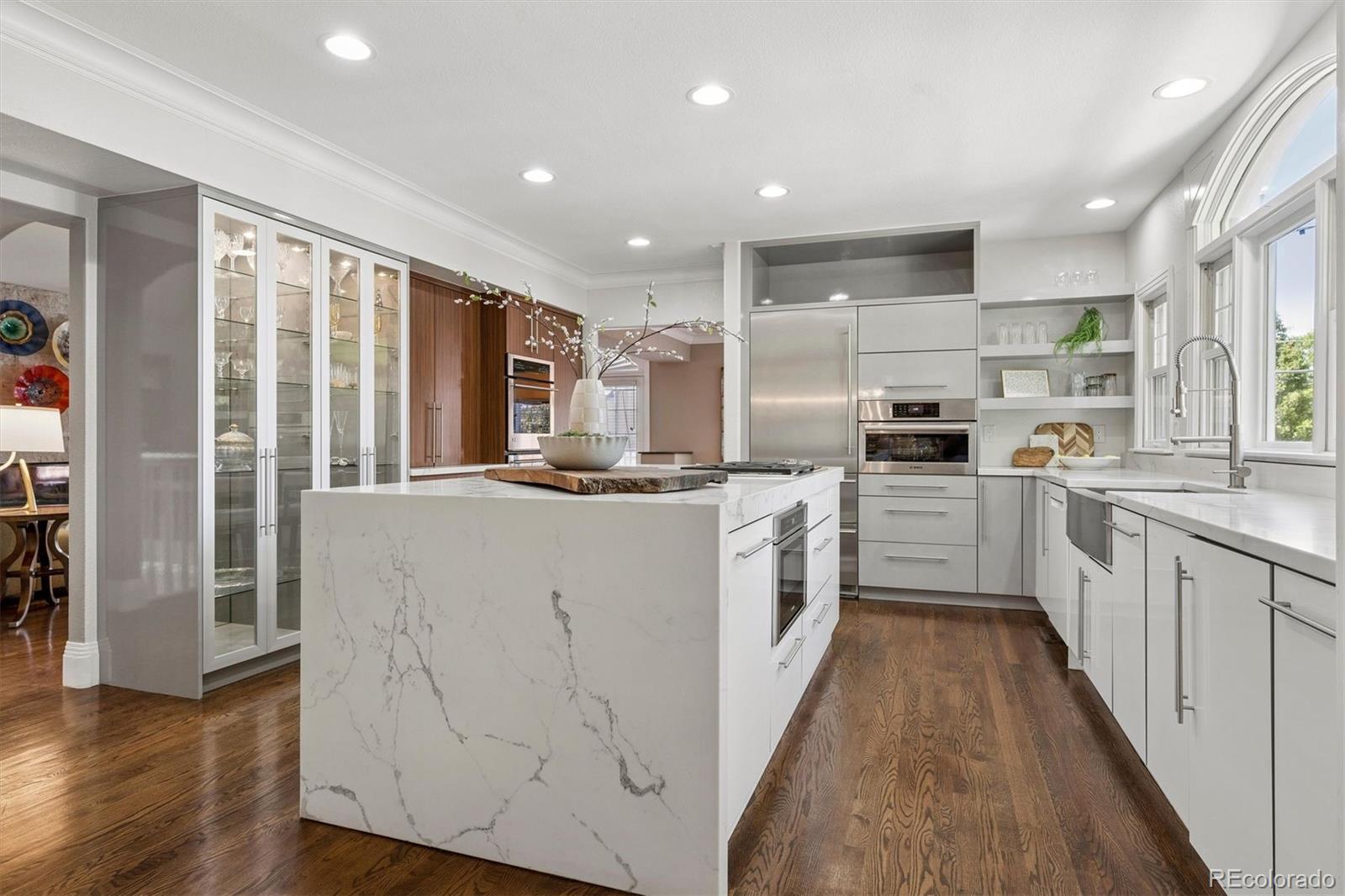 MLS Image #7 for 2960 e 4th avenue,denver, Colorado