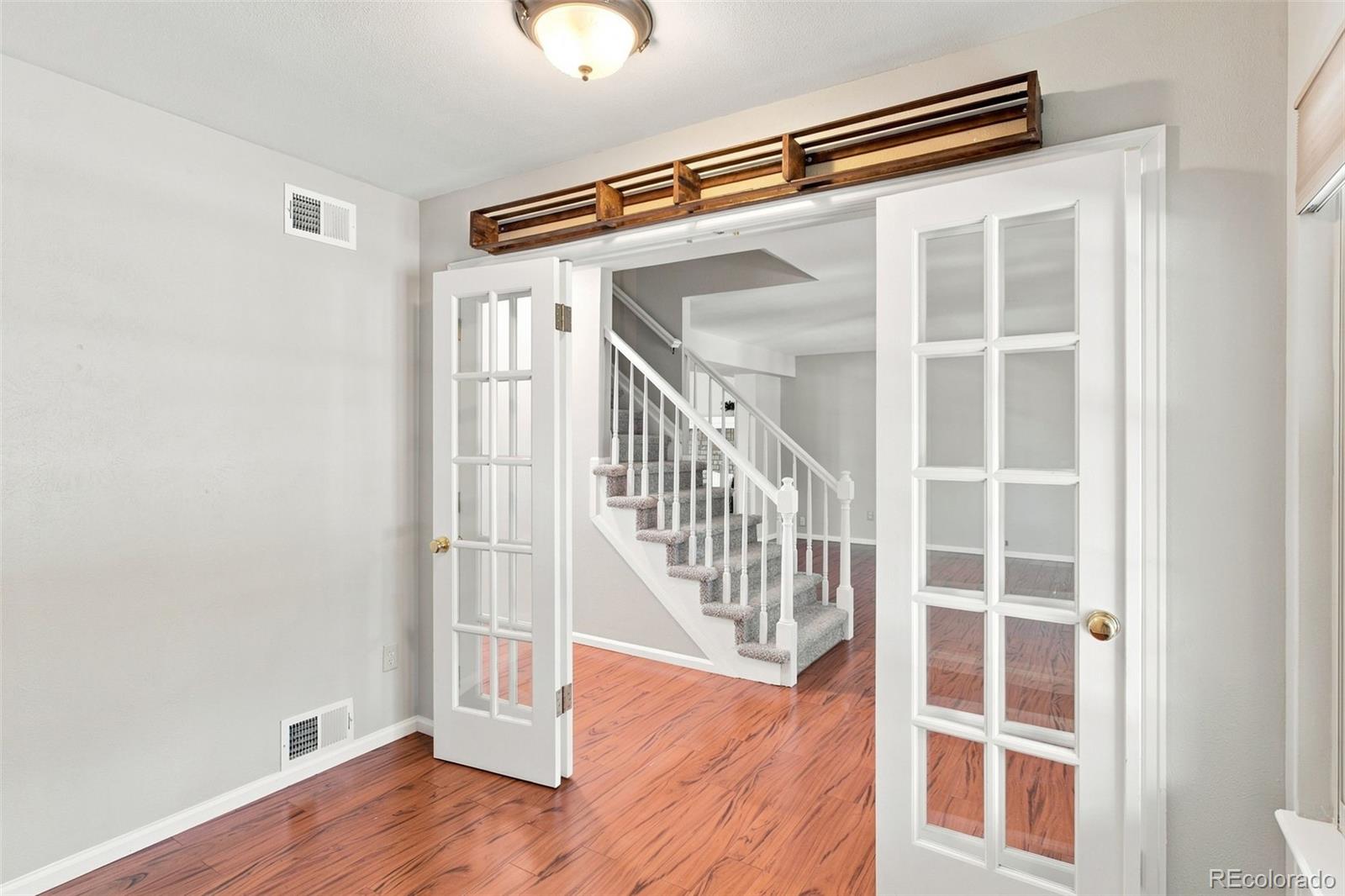 MLS Image #9 for 10227 w roxbury avenue,littleton, Colorado