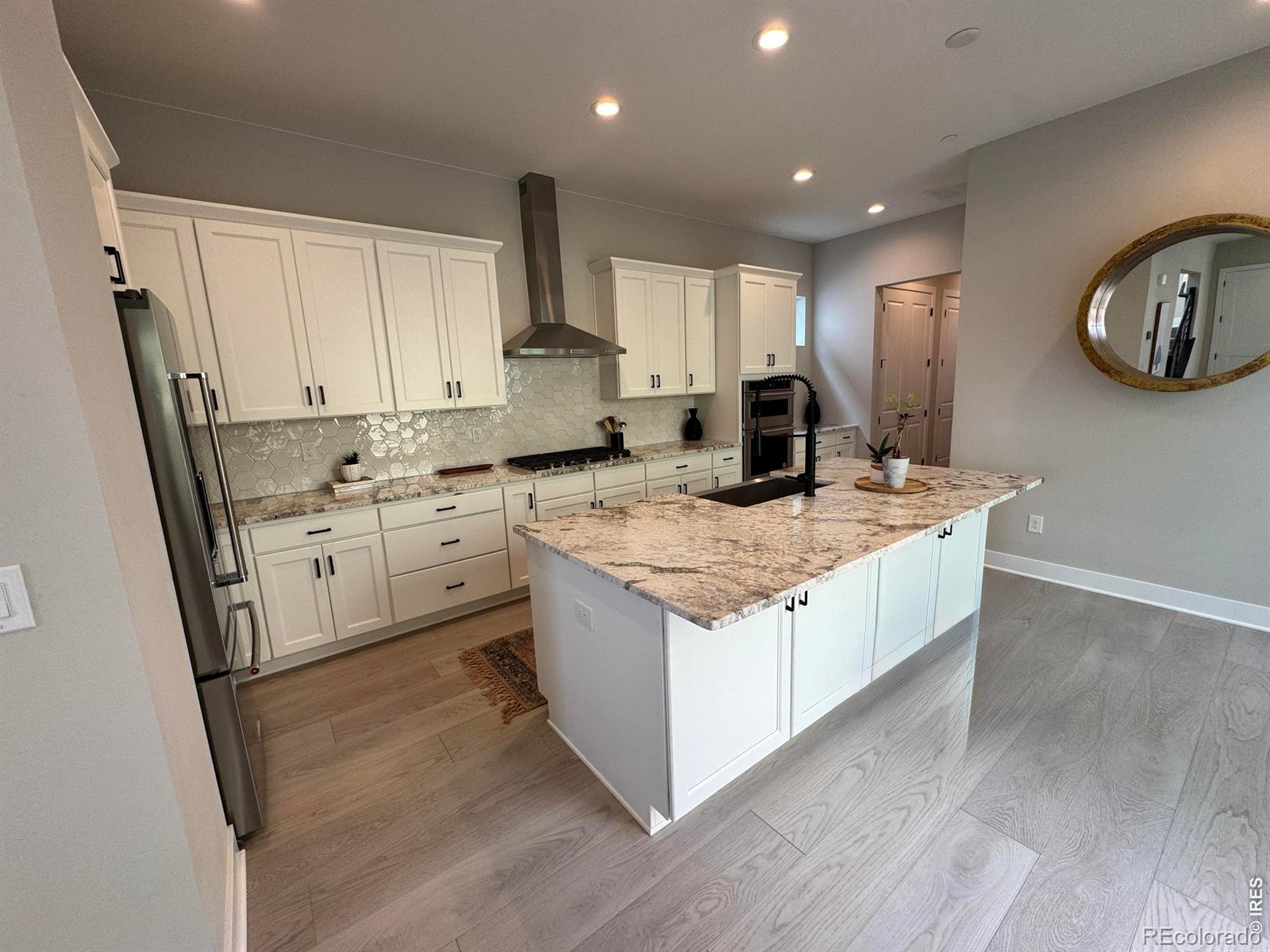 MLS Image #11 for 958  superior drive,superior, Colorado
