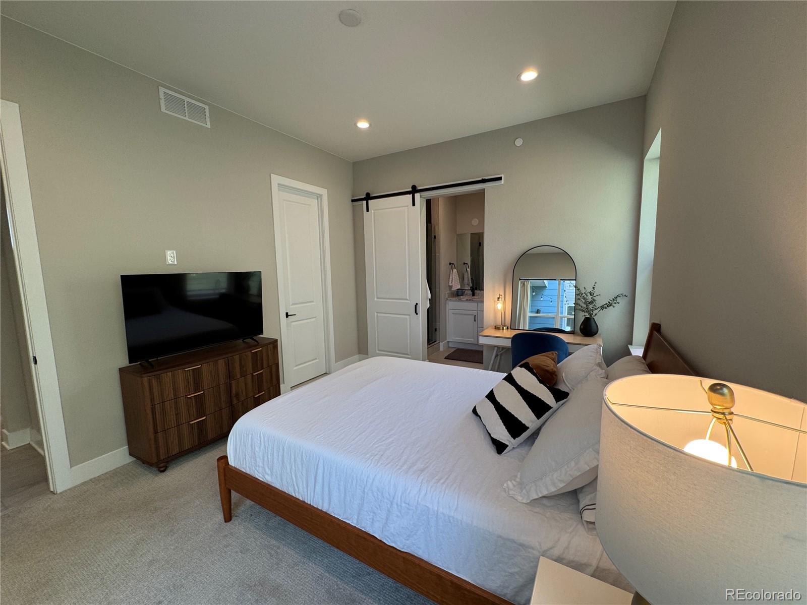 MLS Image #21 for 958  superior drive,louisville, Colorado