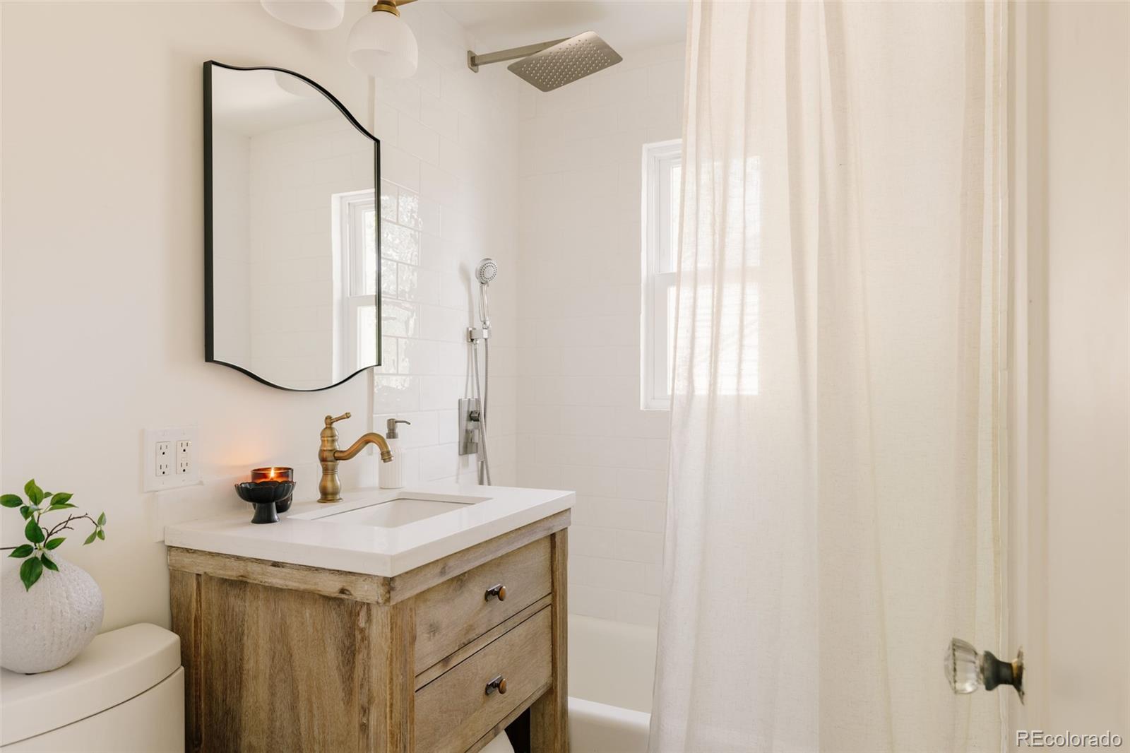 MLS Image #9 for 1585 s josephine street,denver, Colorado