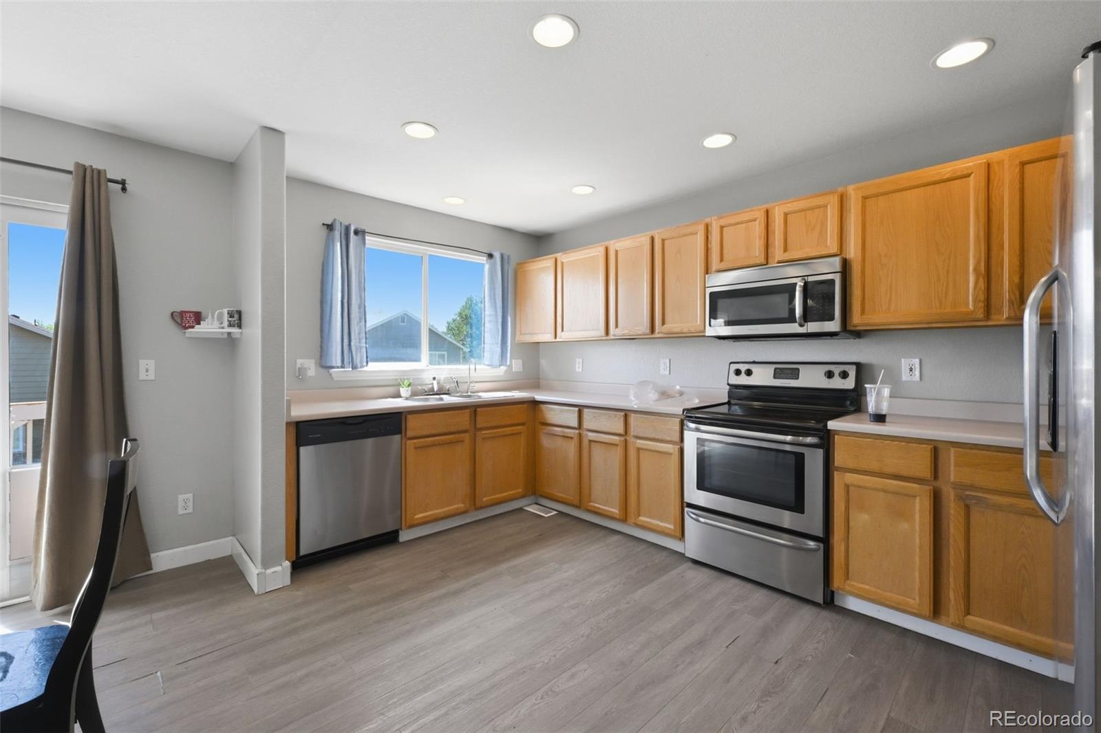 MLS Image #4 for 5297 s malaya way,centennial, Colorado