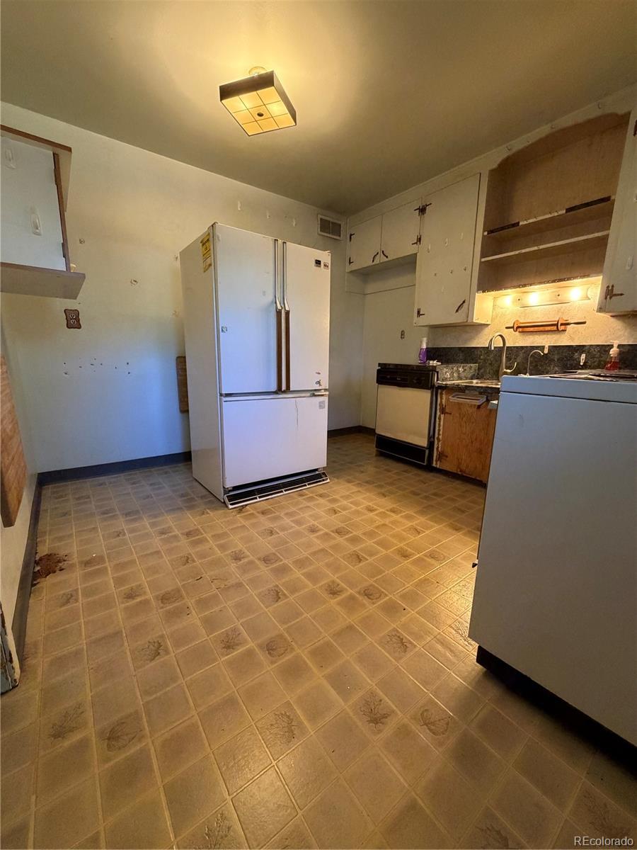 MLS Image #13 for 791  troy street,aurora, Colorado