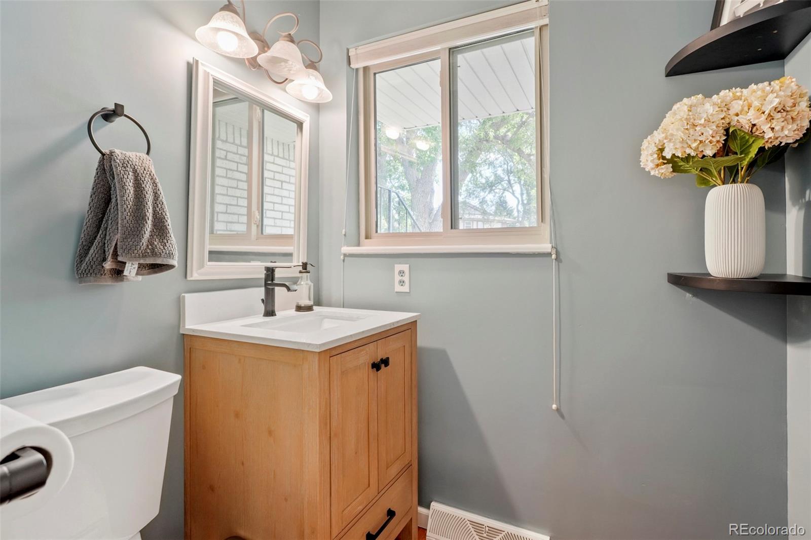 MLS Image #16 for 1681 s arbutus place,lakewood, Colorado