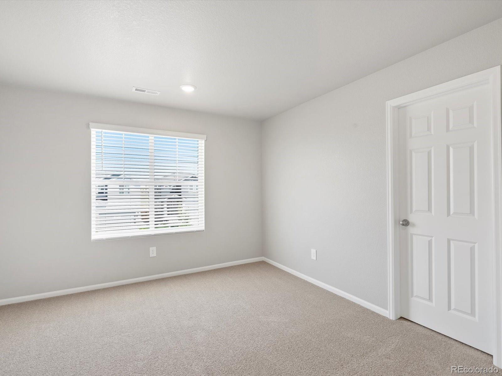 MLS Image #11 for 538  98th avenue,greeley, Colorado
