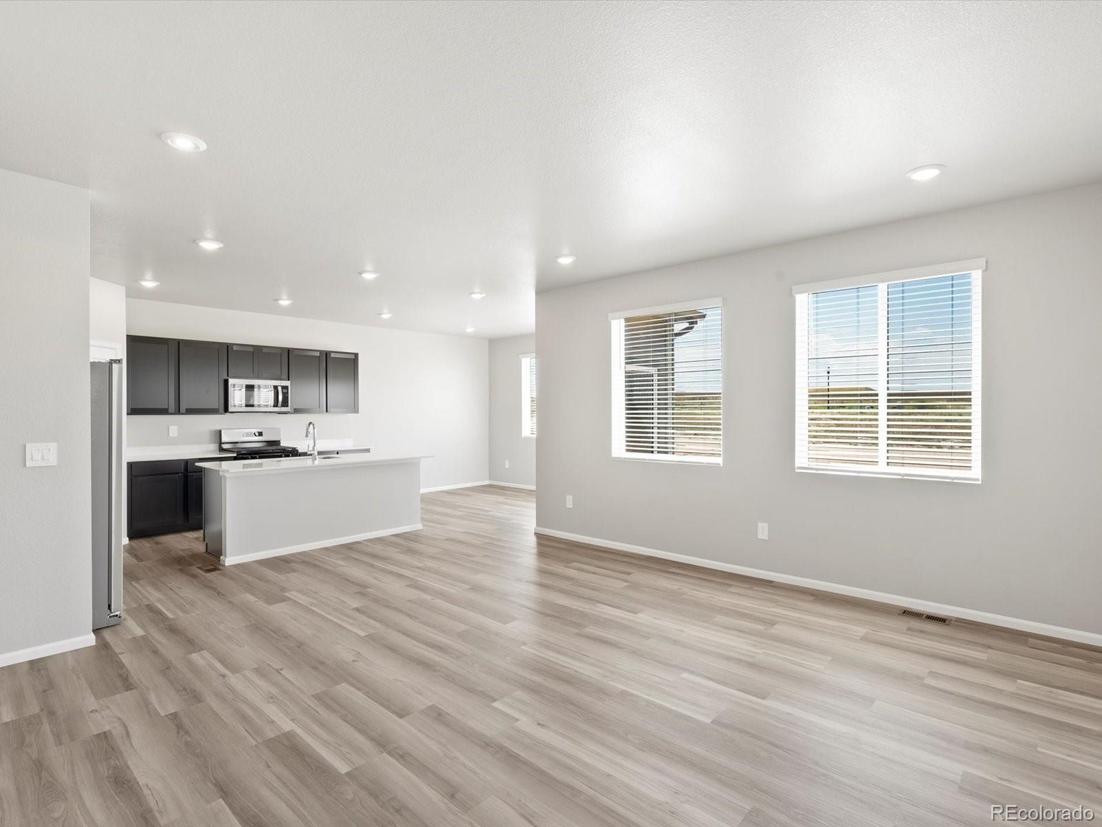 MLS Image #3 for 538  98th avenue,greeley, Colorado