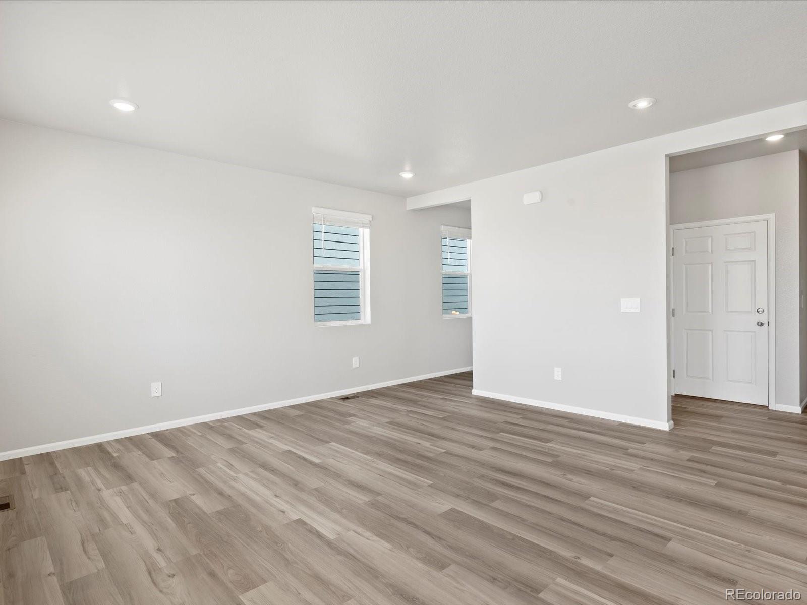 MLS Image #4 for 538  98th avenue,greeley, Colorado
