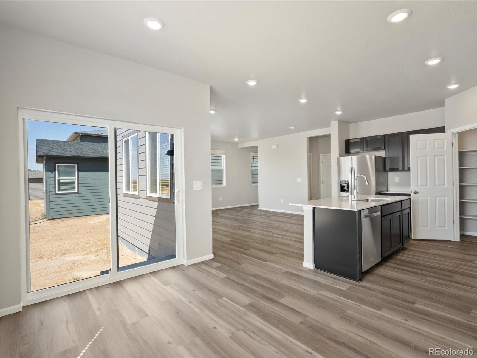 MLS Image #6 for 538  98th avenue,greeley, Colorado