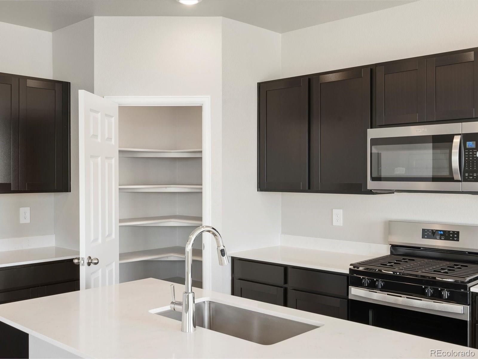 MLS Image #7 for 538  98th avenue,greeley, Colorado