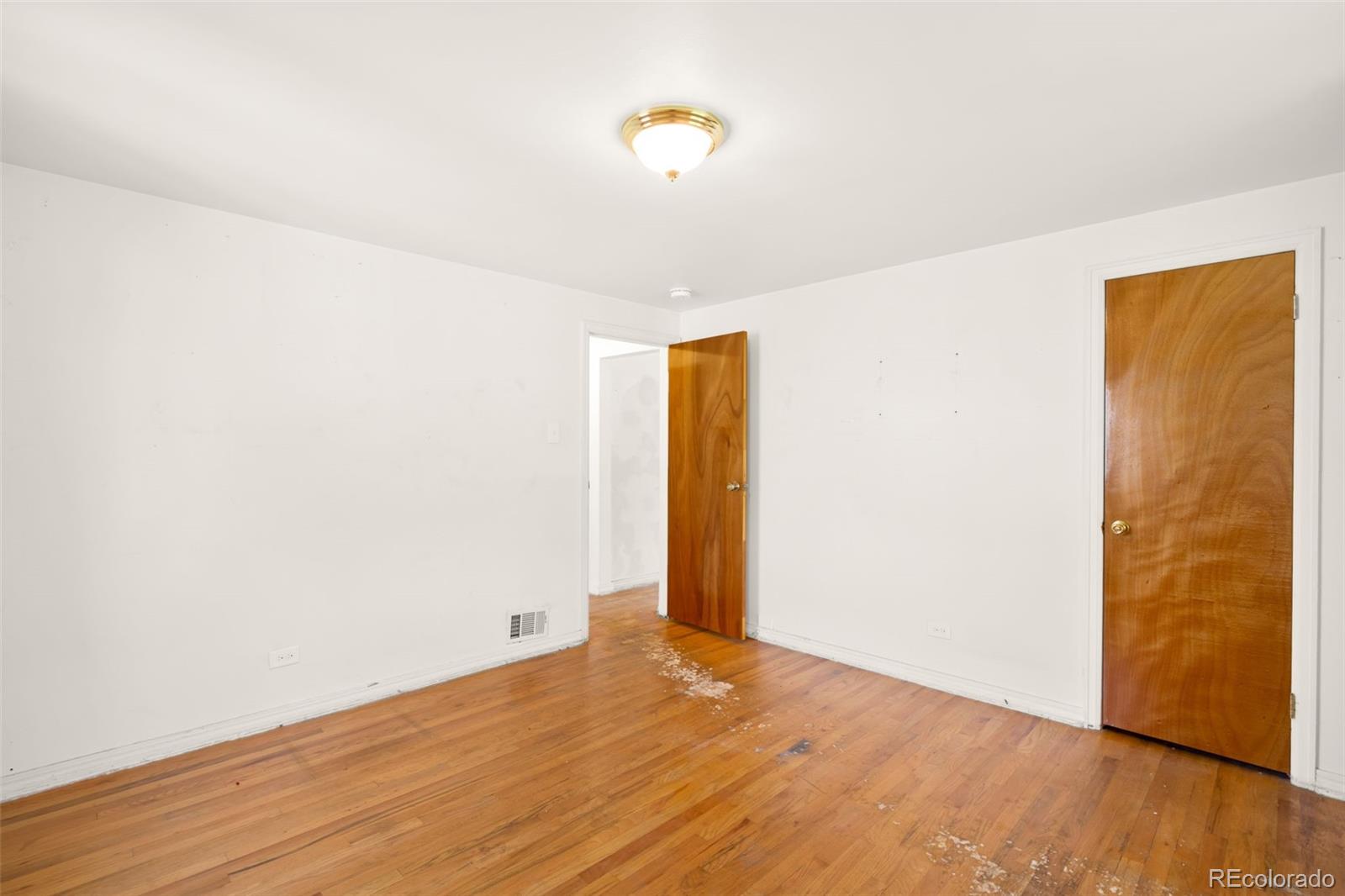 MLS Image #13 for 4628  wyandot street,denver, Colorado