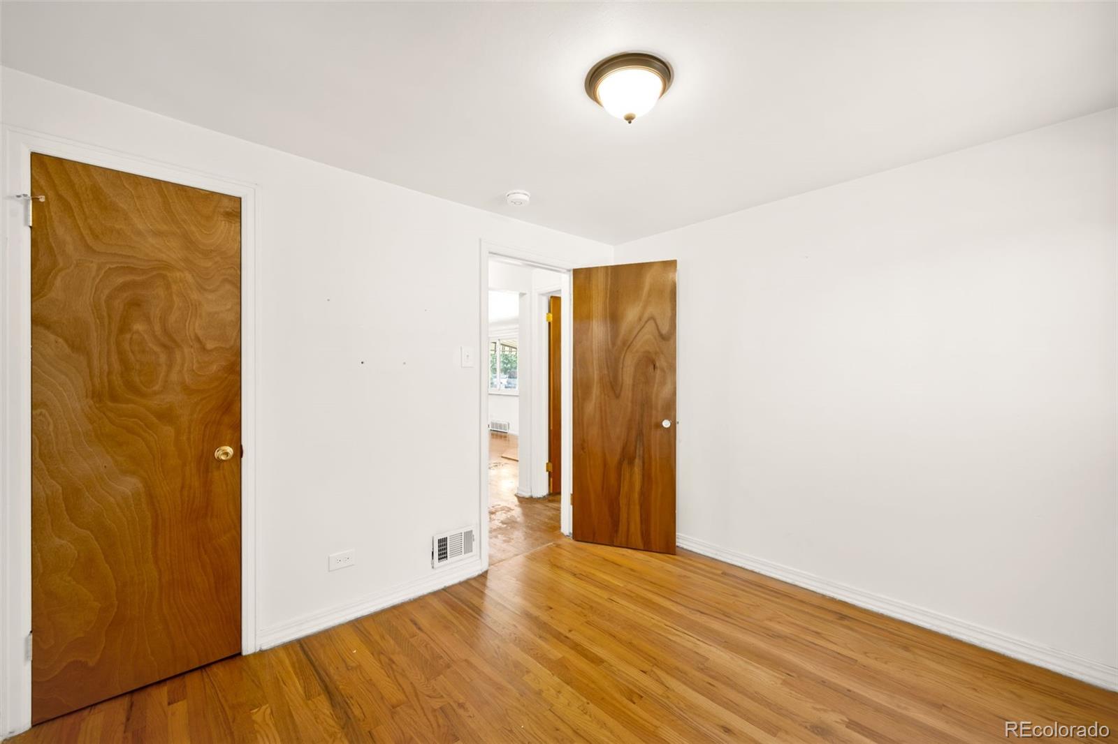 MLS Image #15 for 4628  wyandot street,denver, Colorado