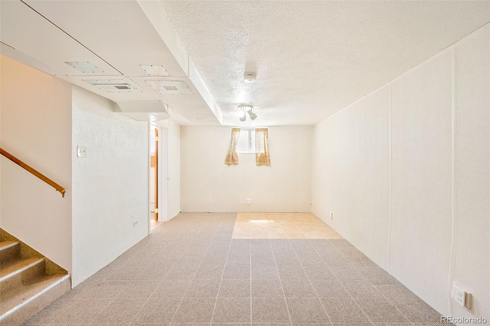 MLS Image #17 for 4628  wyandot street,denver, Colorado