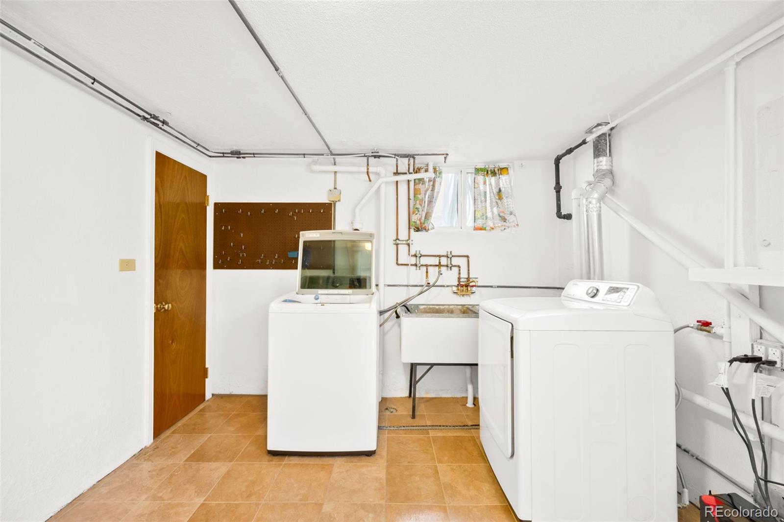 MLS Image #19 for 4628  wyandot street,denver, Colorado