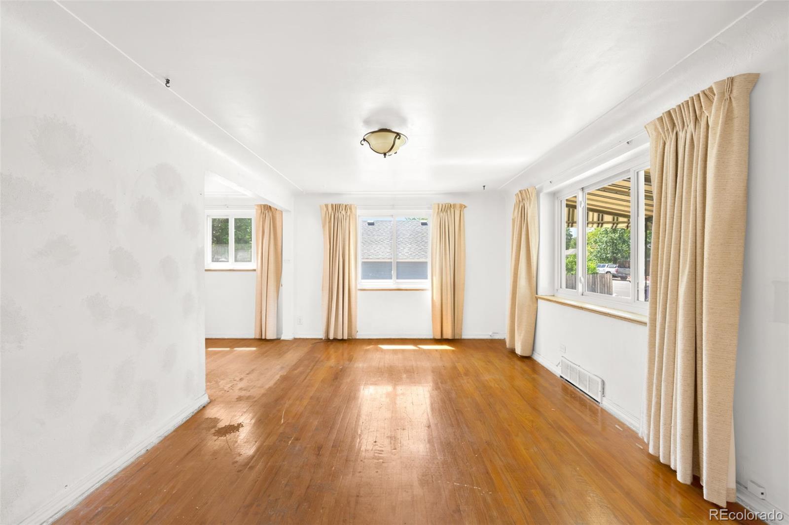 MLS Image #4 for 4628  wyandot street,denver, Colorado