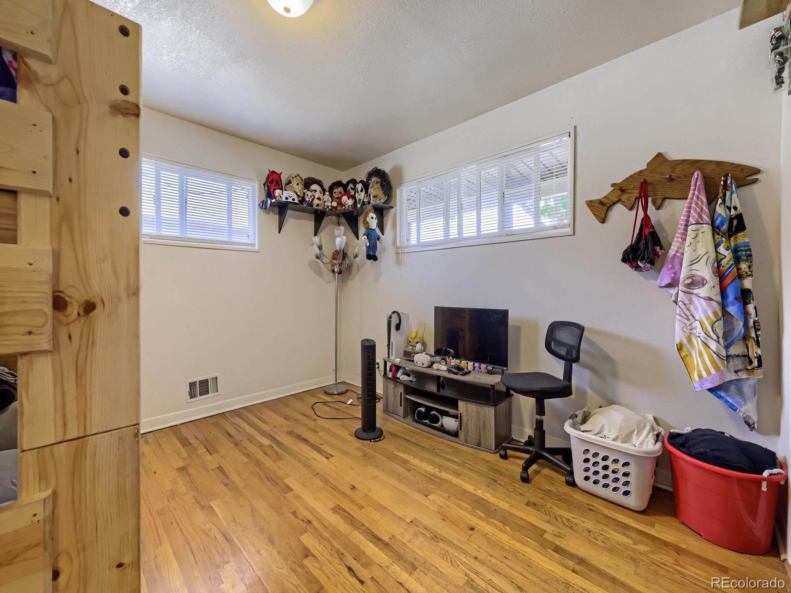 MLS Image #10 for 7161  zuni street,denver, Colorado