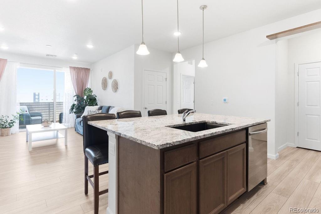 MLS Image #13 for 6153 n ceylon street,denver, Colorado