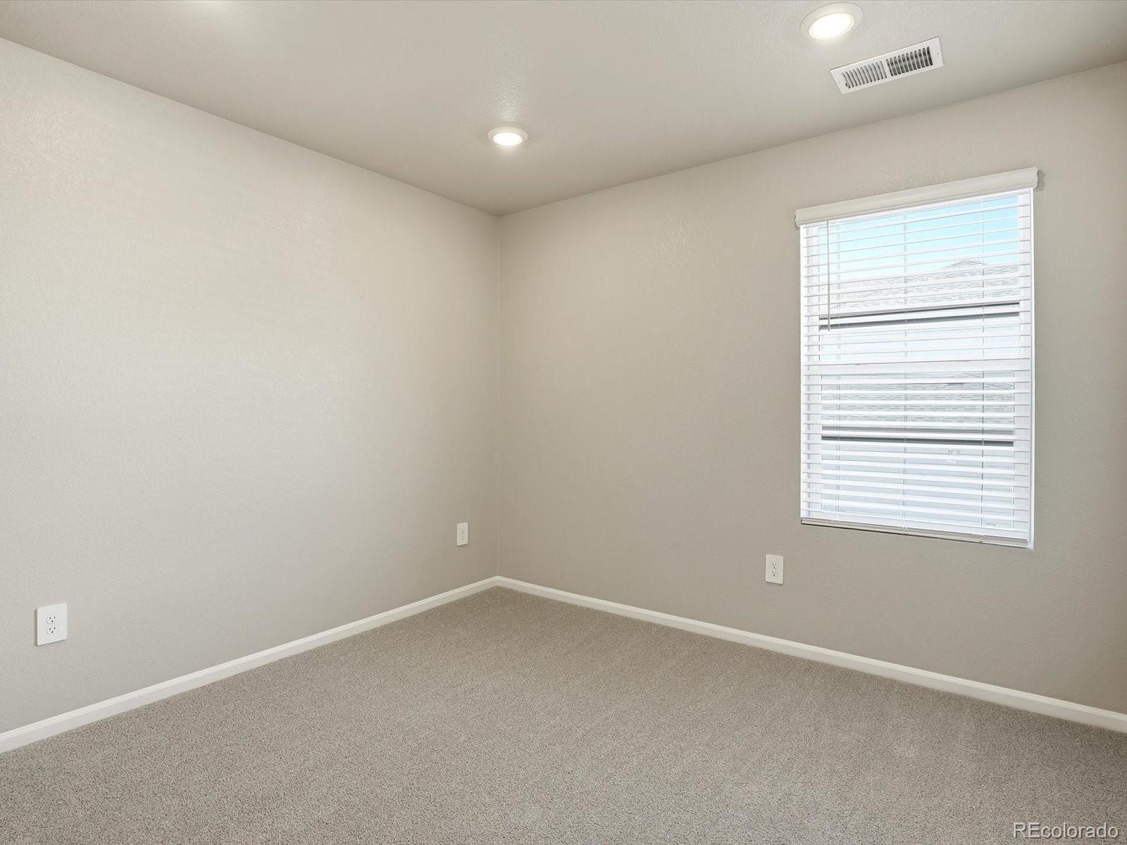 MLS Image #12 for 1596  riverplace drive,windsor, Colorado