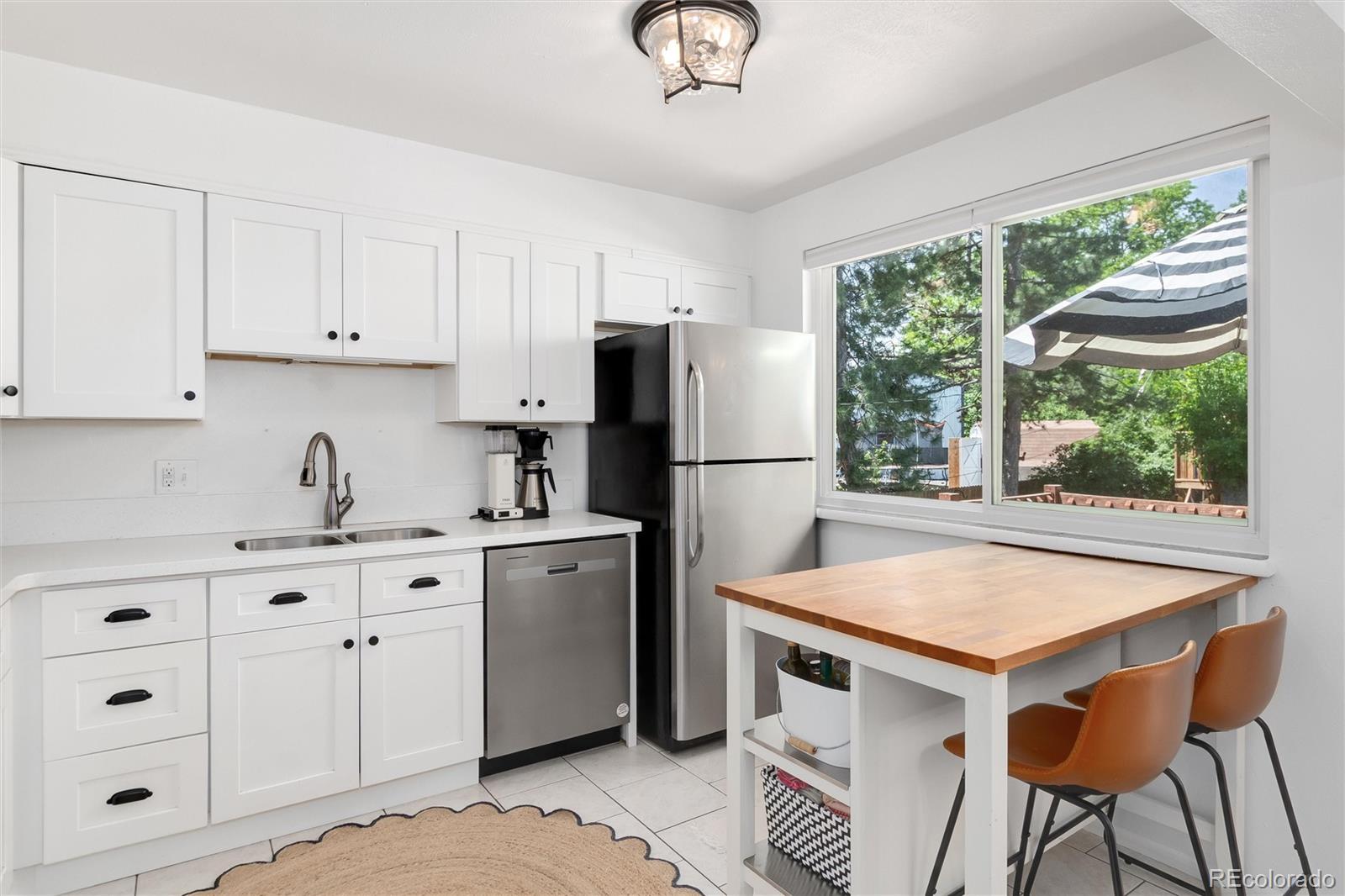 MLS Image #13 for 7175 s penrose court,centennial, Colorado