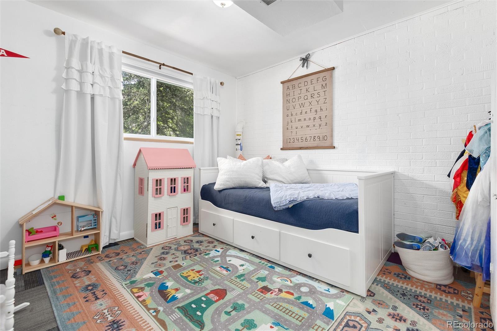 MLS Image #26 for 7175 s penrose court,centennial, Colorado