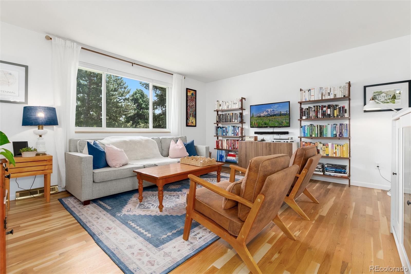 MLS Image #3 for 7175 s penrose court,centennial, Colorado