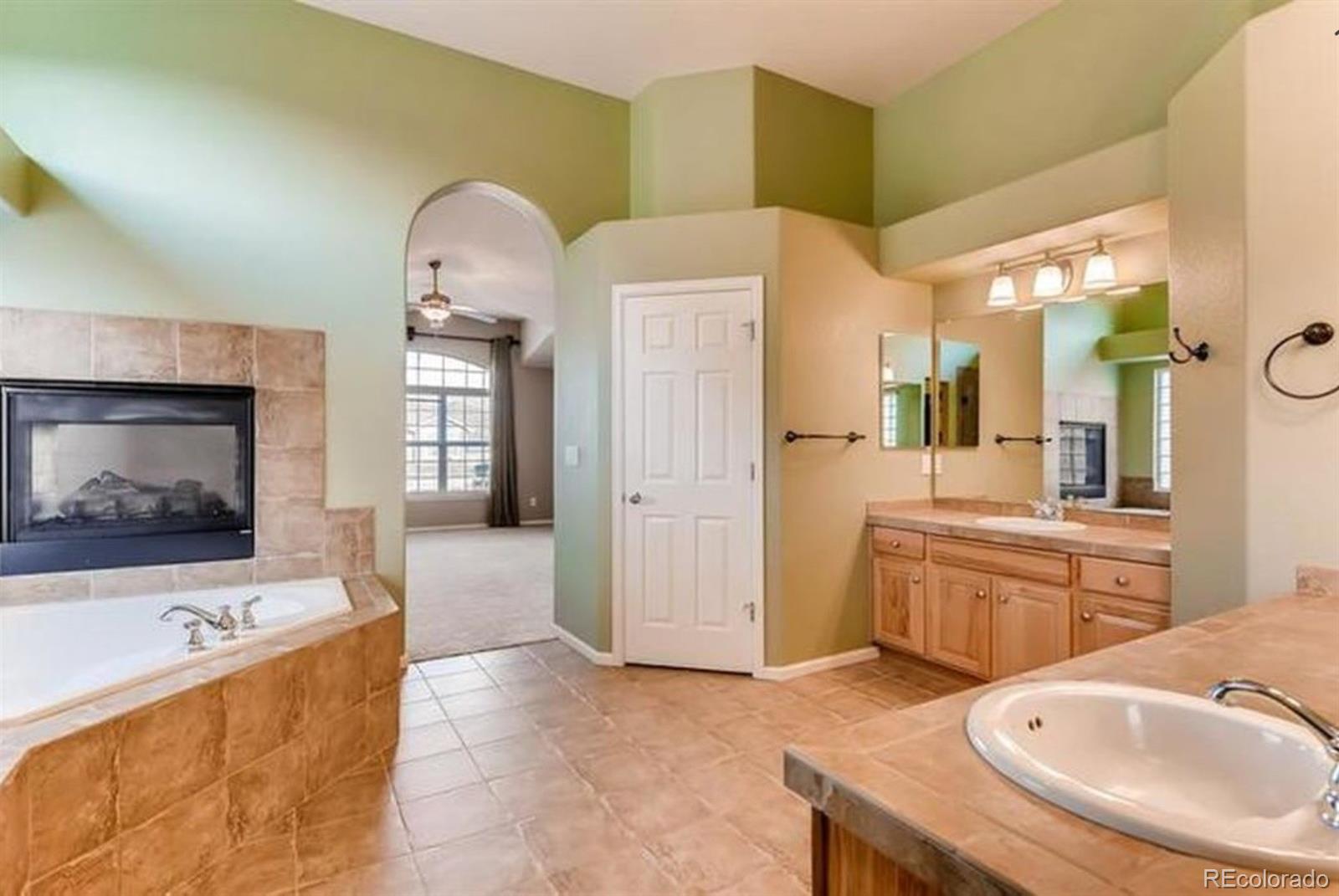 MLS Image #10 for 7869  solstice way,castle rock, Colorado